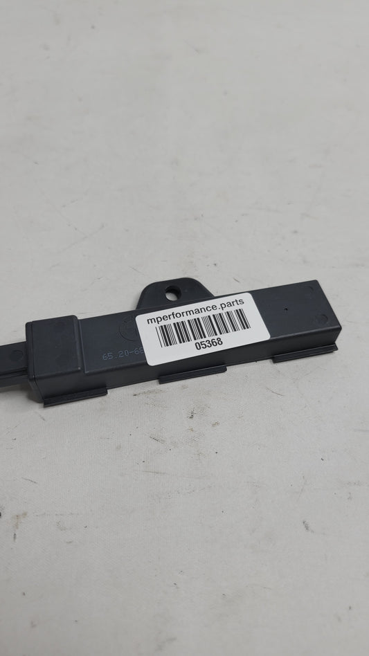 BMW G80 M3 comfort access antenna 6832065-01 - MPerformance.parts