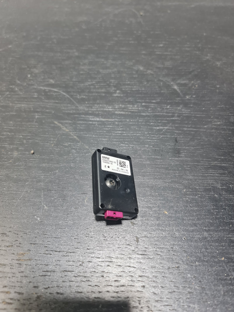 BMW 3 SERIES F80 Aerial Antenna Amplifier 10859410 65209231442 - MPerformance.parts