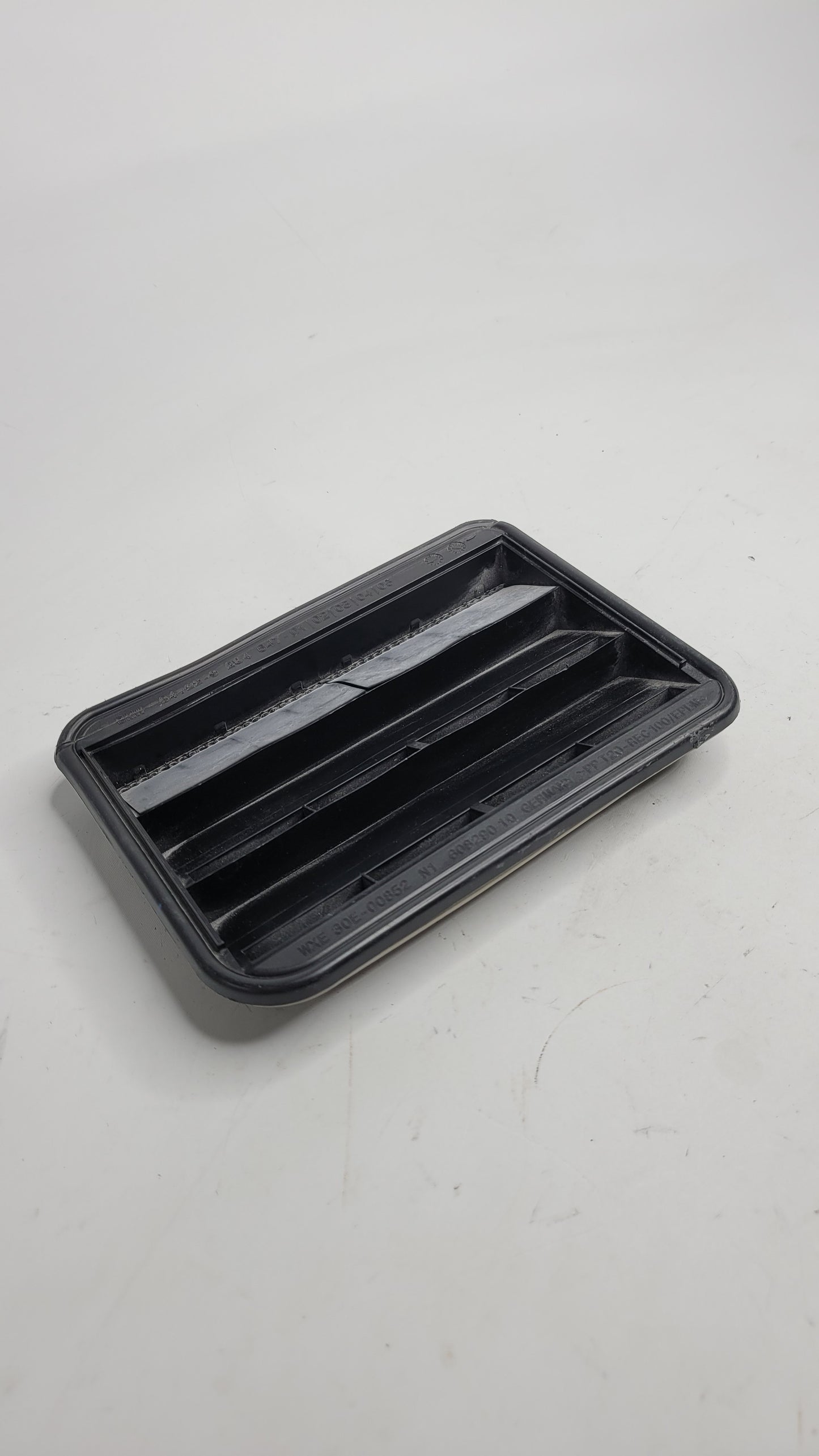 BMW M3 F80 Rear Ventilation Air Vent Deflector - 608290-10 - MPerformance.parts