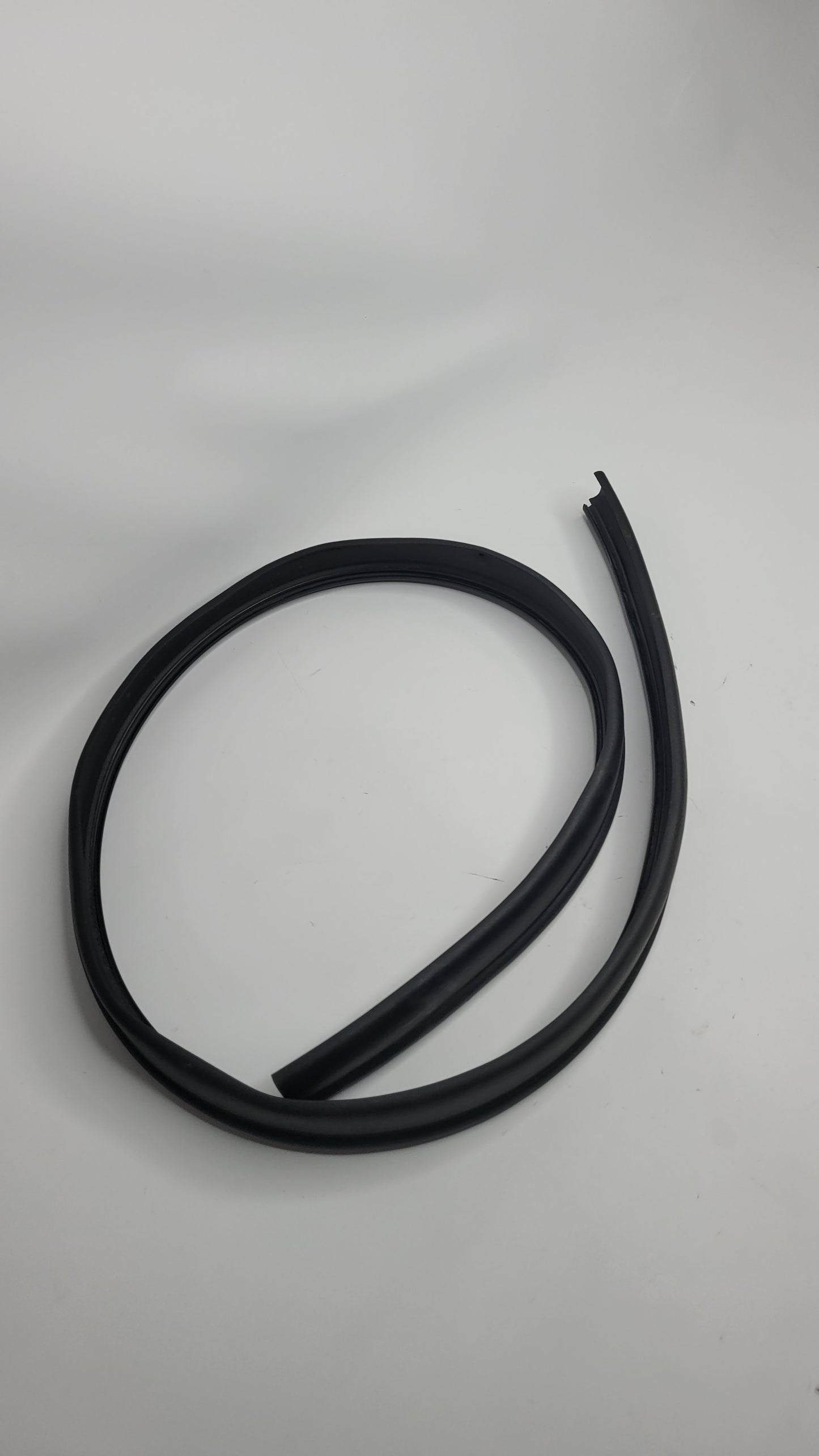 BMW F20 F21 F22 F87 F23 & LCI ENGINE HOOD SEALING FRONT 51767239145 - MPerformance.parts