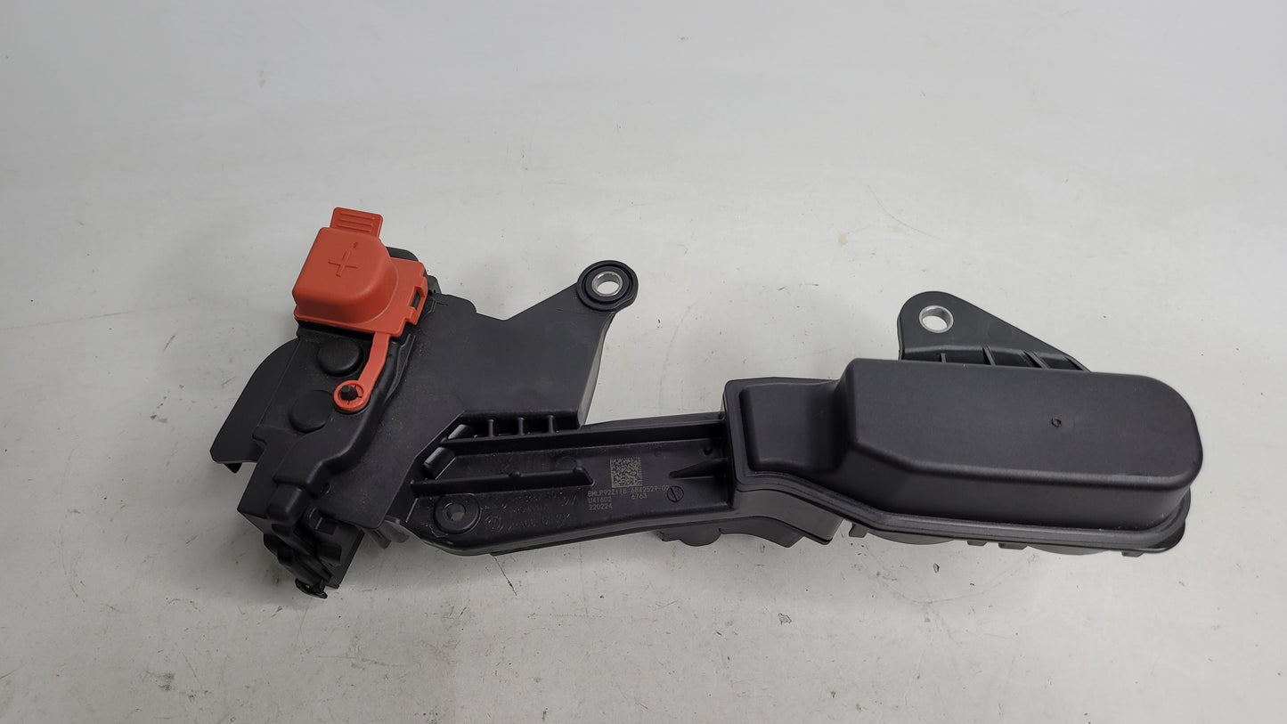 BMW G80 G82 G83 M3 M4 Voltage B+ Battery Jump Point Positive Terminal - 6842529 - MPerformance.parts