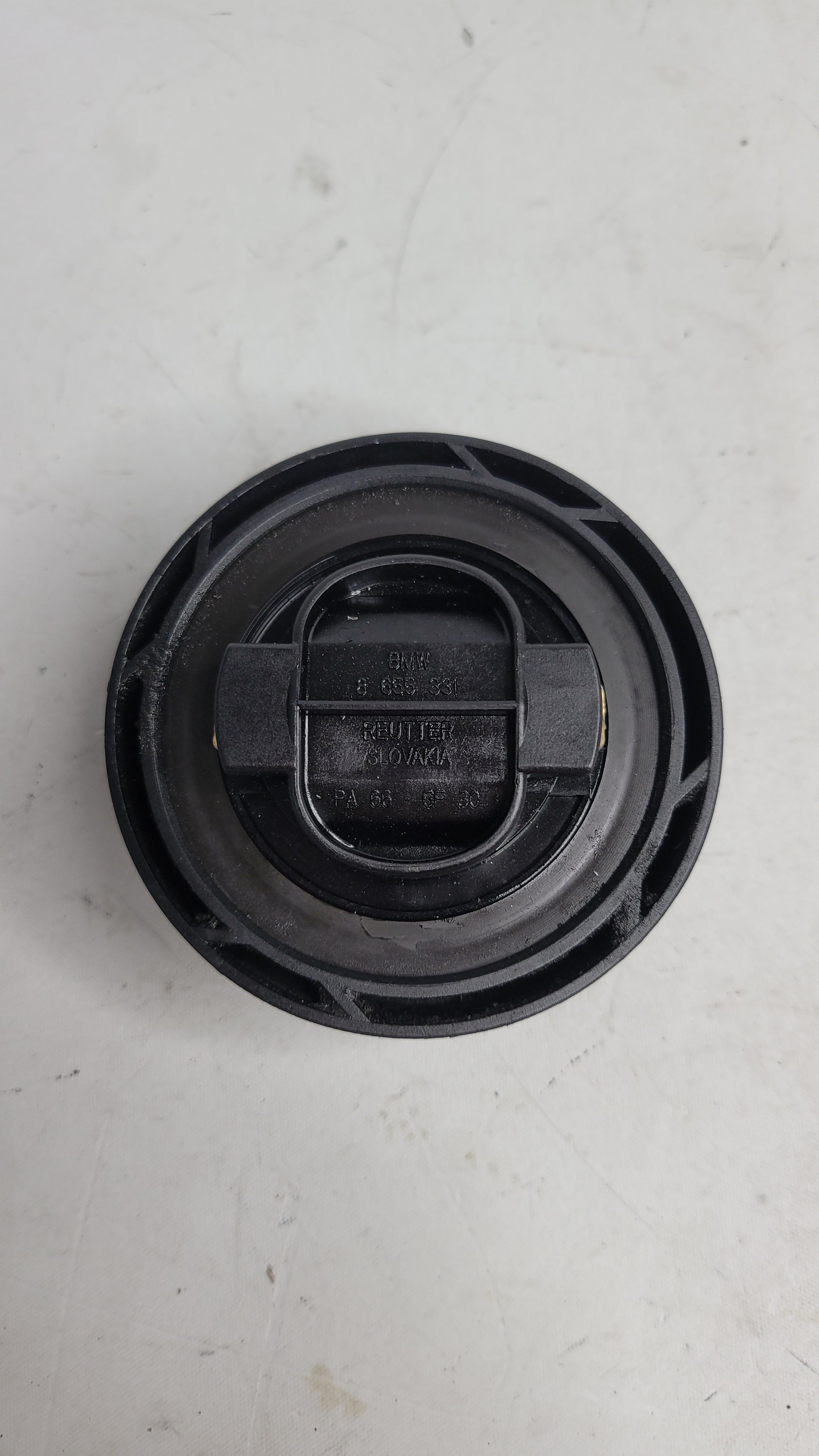Engine OIL CAP 8655331 F80 M3 - MPerformance.parts