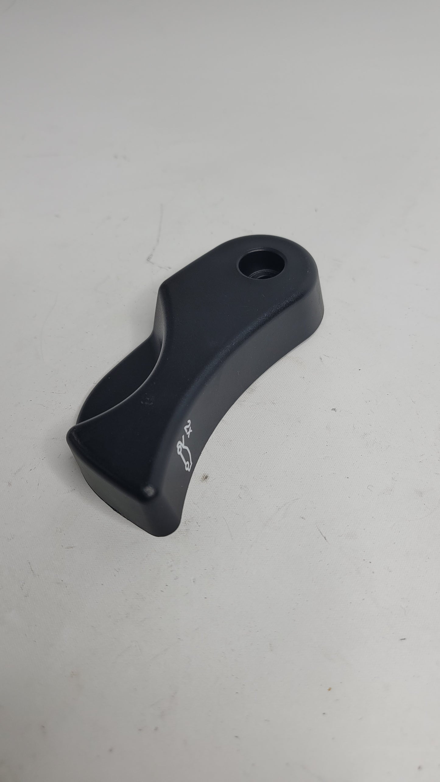 BMW F80 M3 Bonnet Release Handle 7309608 - MPerformance.parts