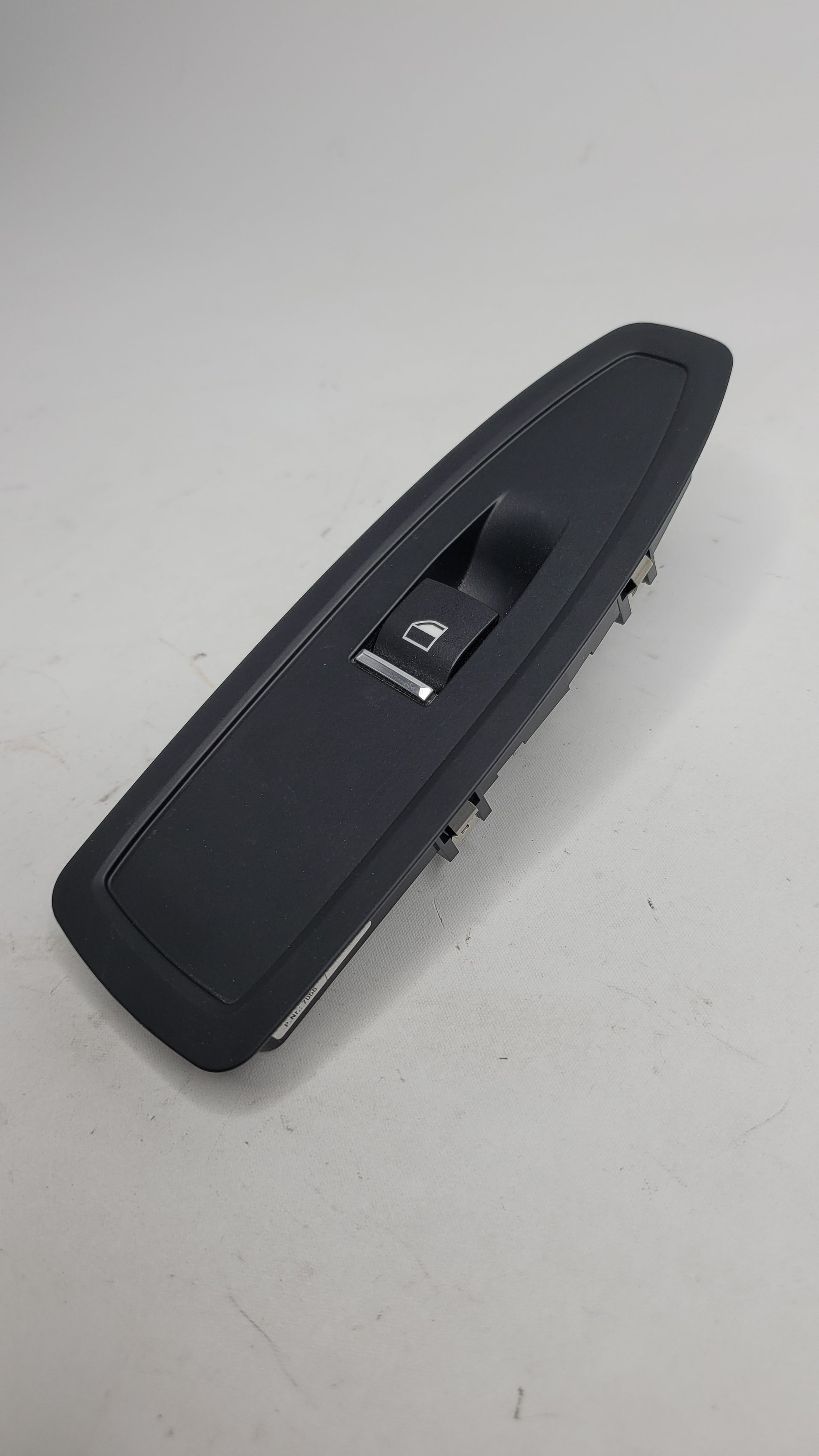 BMW M3 F80 FRONT RIGHT PASSENGER DOOR WINDOW POWER SWITCH 9208107-02 - MPerformance.parts