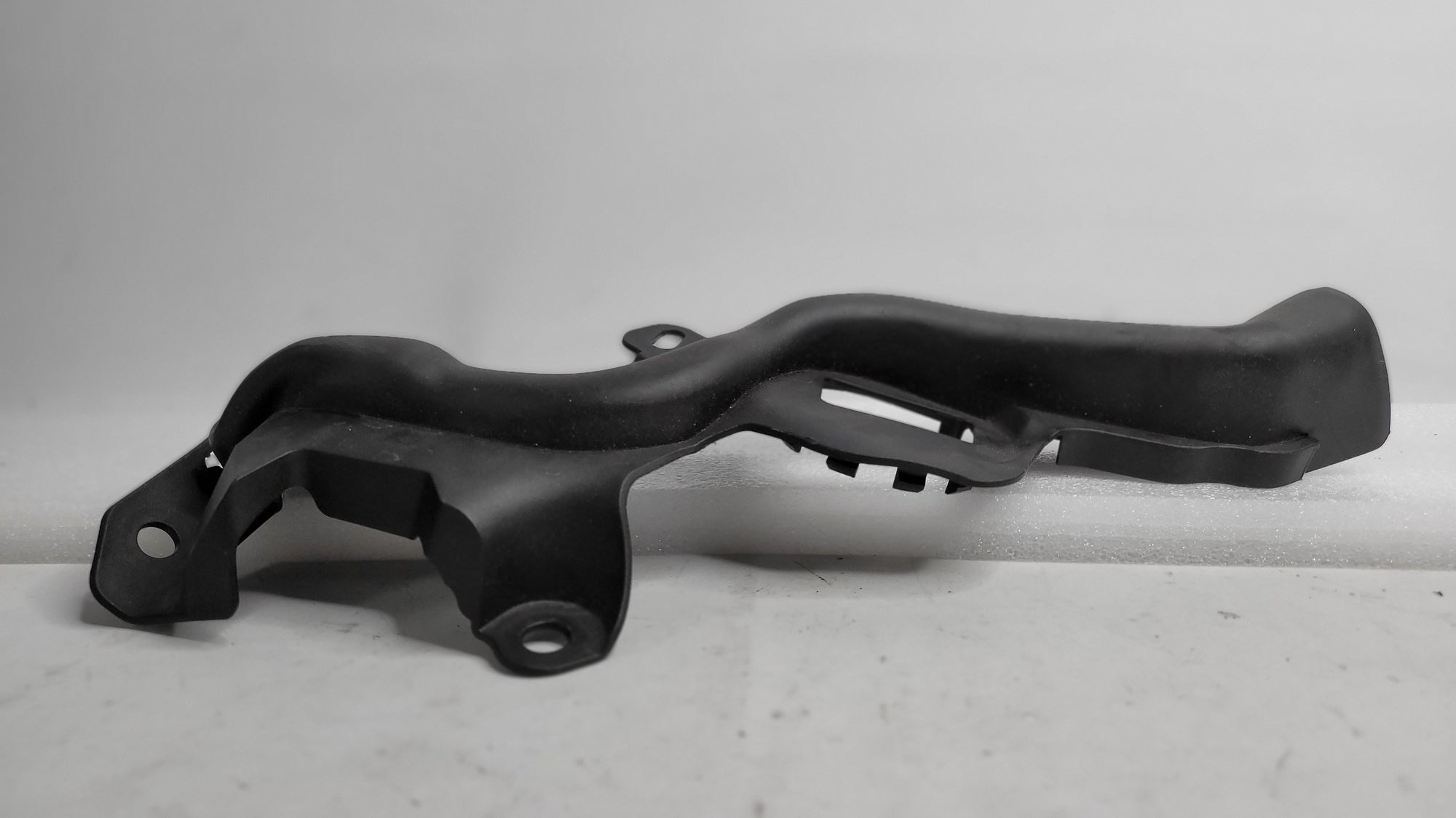 BMW G80 G81 M3 G82 G83 M4 Right Side Engine Compartment Rubber 8075016 - MPerformance.parts