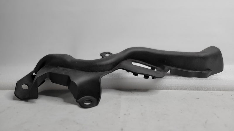 BMW G80 G81 M3 G82 G83 M4 Right Side Engine Compartment Rubber 8075016 - MPerformance.parts
