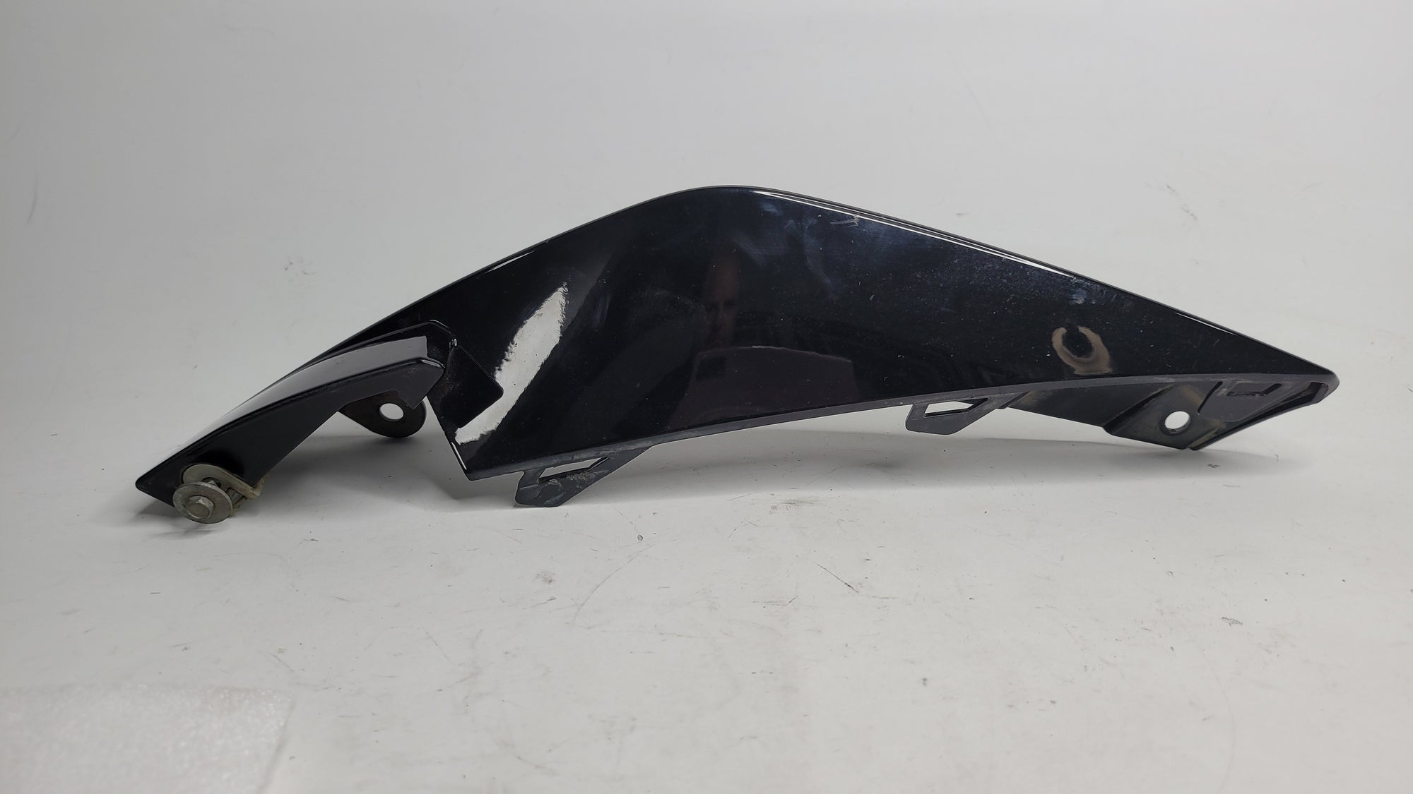 BMW M4 G82 Front Left Bumper Lower Carrier Strip 21036000 - MPerformance.parts