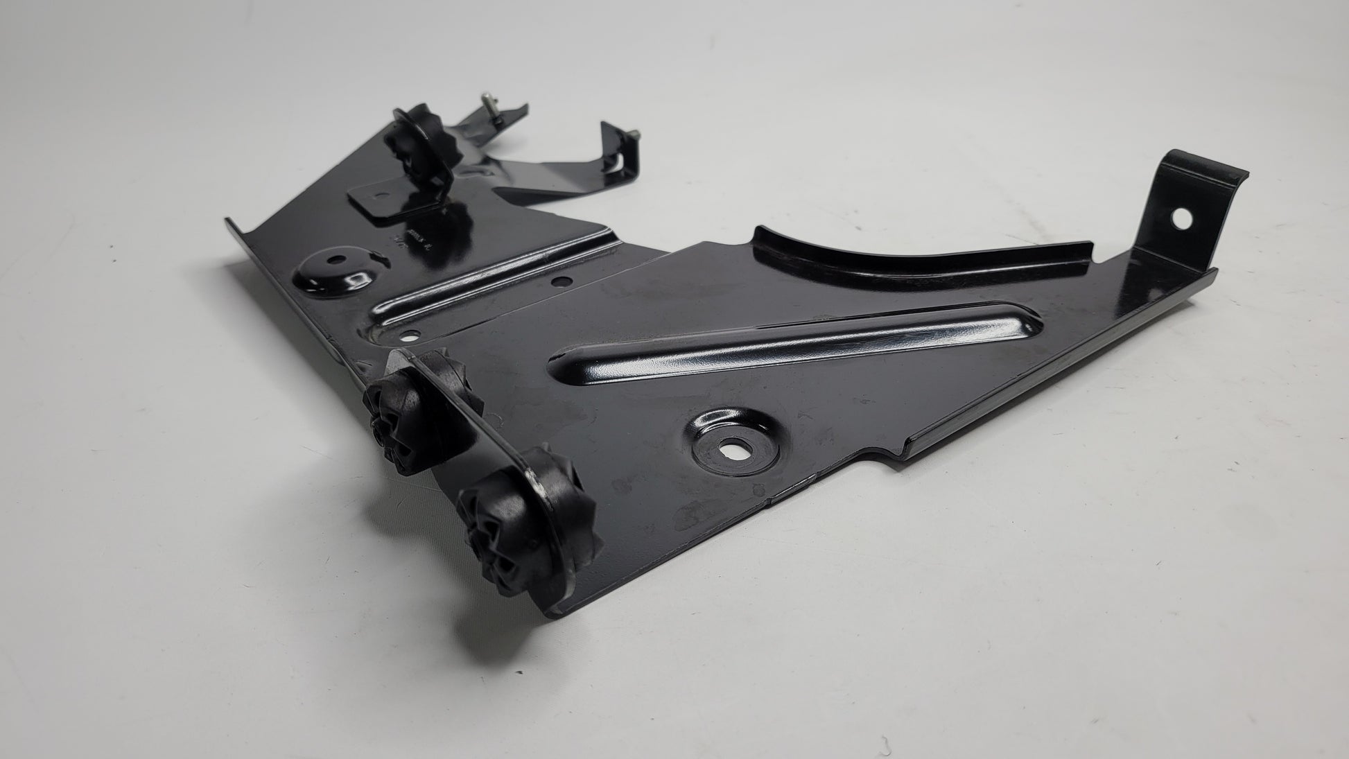 BMW M3 G87 G80 G81 G82 AIR CONDITION CONDENSER BRACKET - 8088926 - MPerformance.parts