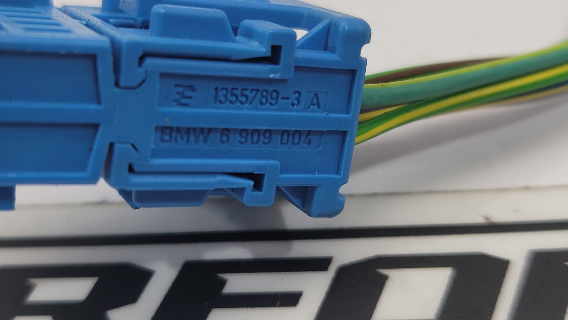 06885 - MPerformance.parts