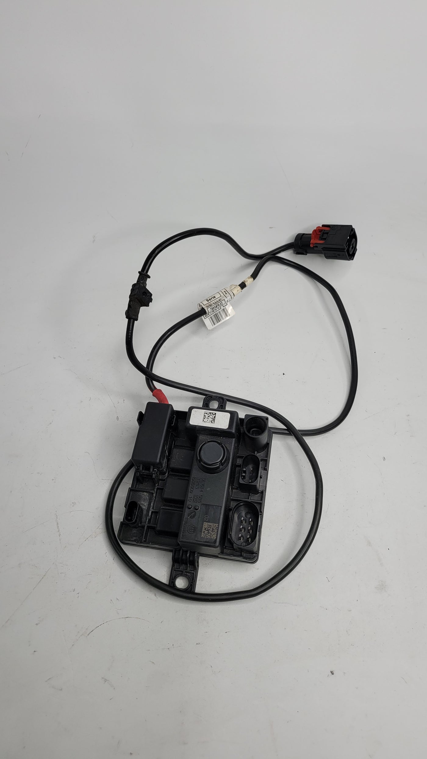 BMW I8 F80 F82 F83 M3 M4 INTERGRATED POWER SUPPLY CONTROL MODULE 7614585 - MPerformance.parts