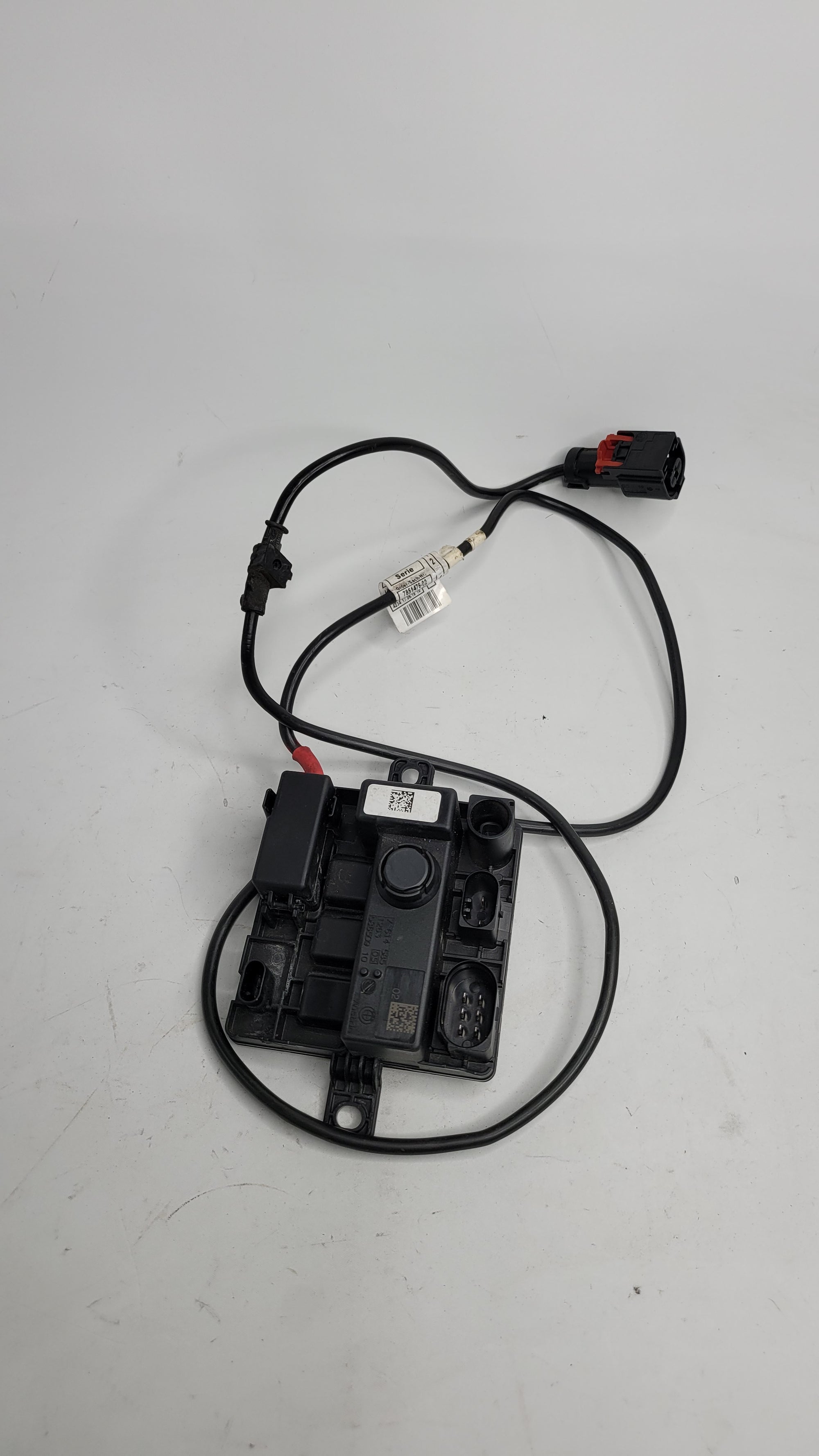 BMW I8 F80 F82 F83 M3 M4 INTERGRATED POWER SUPPLY CONTROL MODULE 7614585 - MPerformance.parts