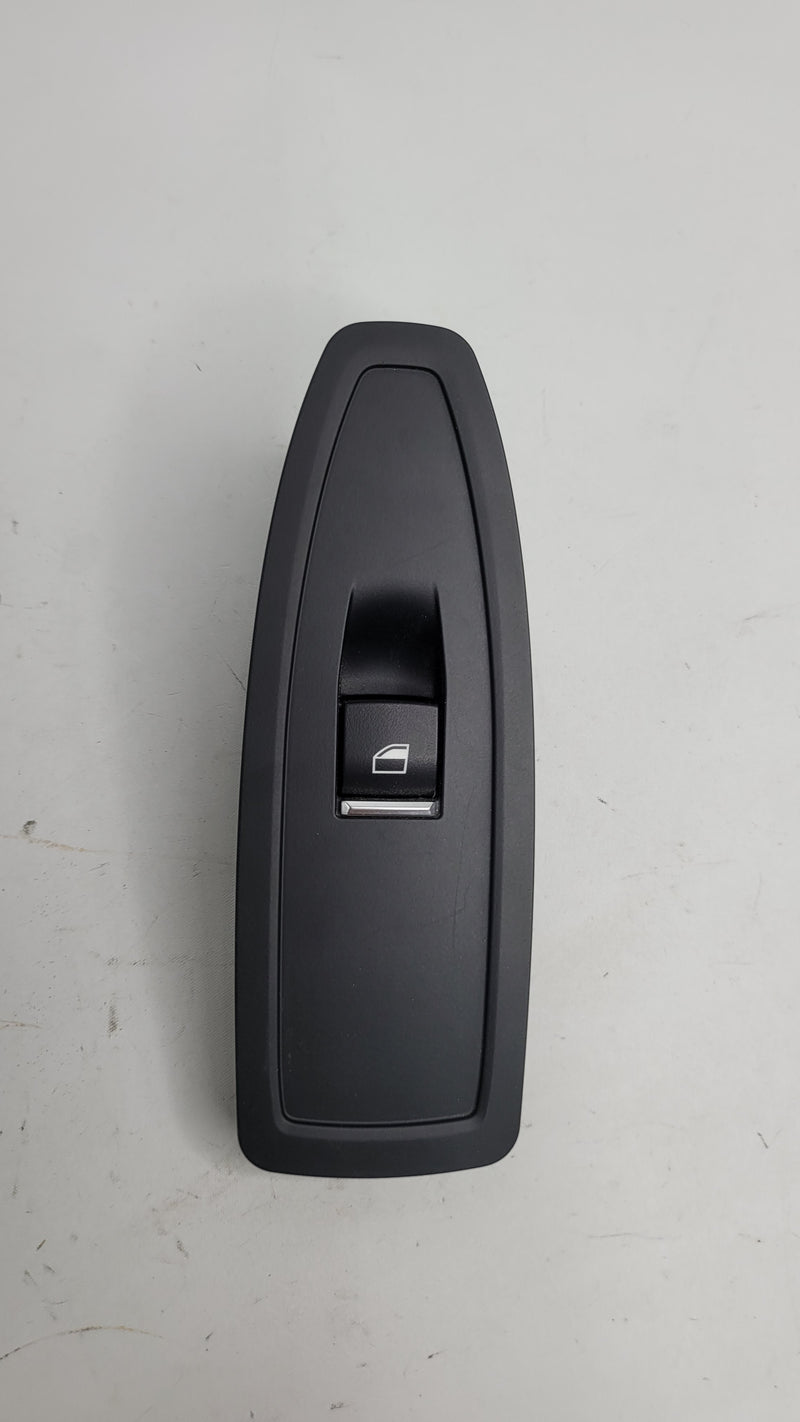 BMW M3 F80 FRONT RIGHT PASSENGER DOOR WINDOW POWER SWITCH 9208107-02 - MPerformance.parts