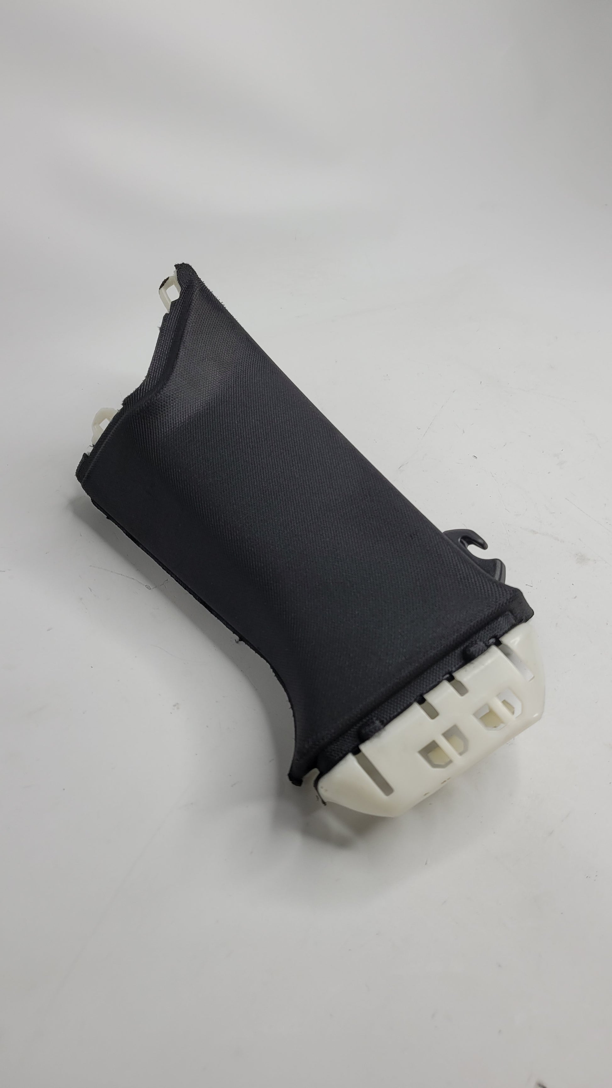 BMW 4 SERIES G22 G82 LEFT PASSENGER SIDE UPPER B-PILLAR TRIM COVER 8096863 - MPerformance.parts