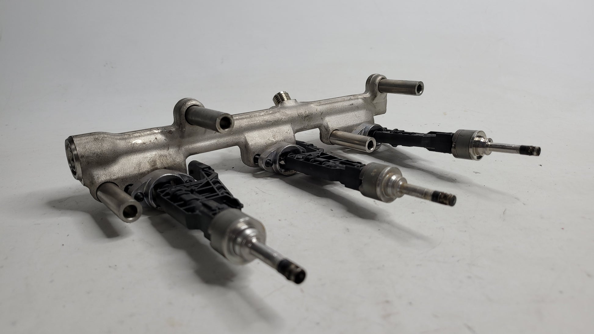 3x BMW G80 M3 INJECTOR 0261500502 FUEL PETROL NOZZEL S58B30A - MPerformance.parts