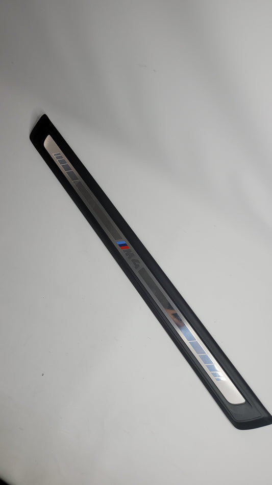 BMW G82 M4 OEM DOOR SILL KICK PLATE W/ LOGO RH LH 8075024-06 - MPerformance.parts