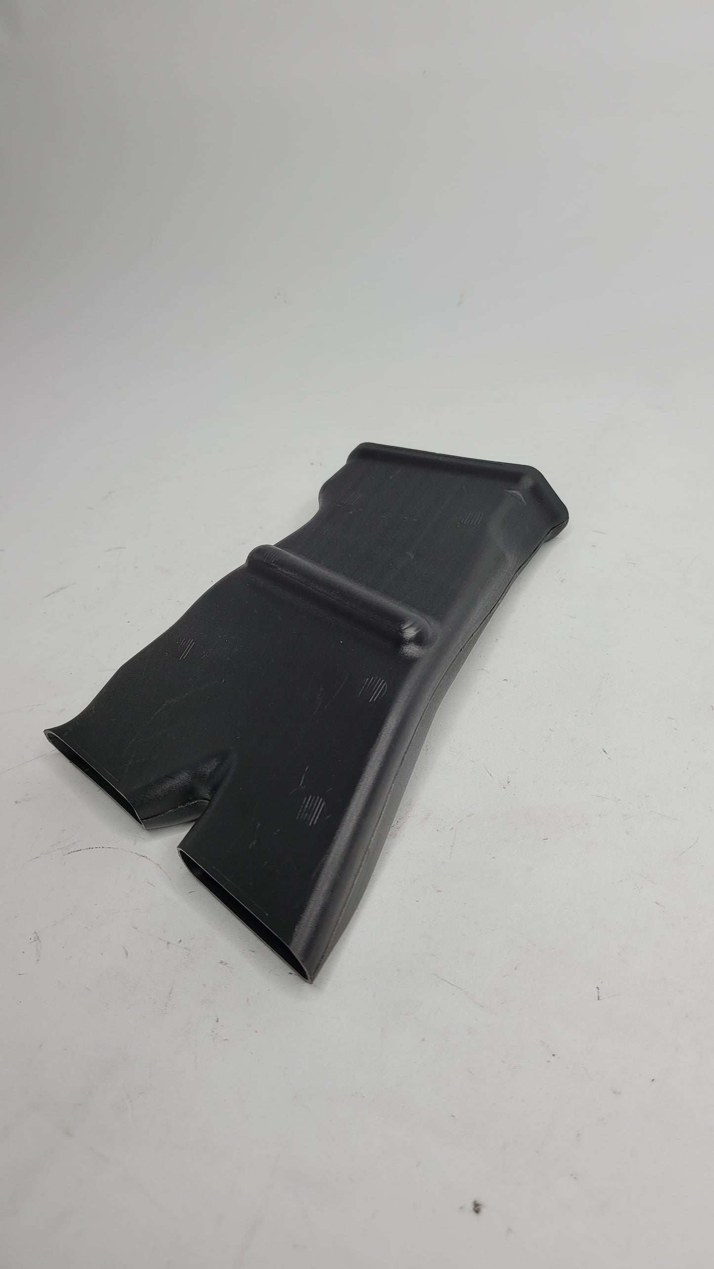 BMW G80 M3 Rear Heating Duct Right 7443140 - MPerformance.parts