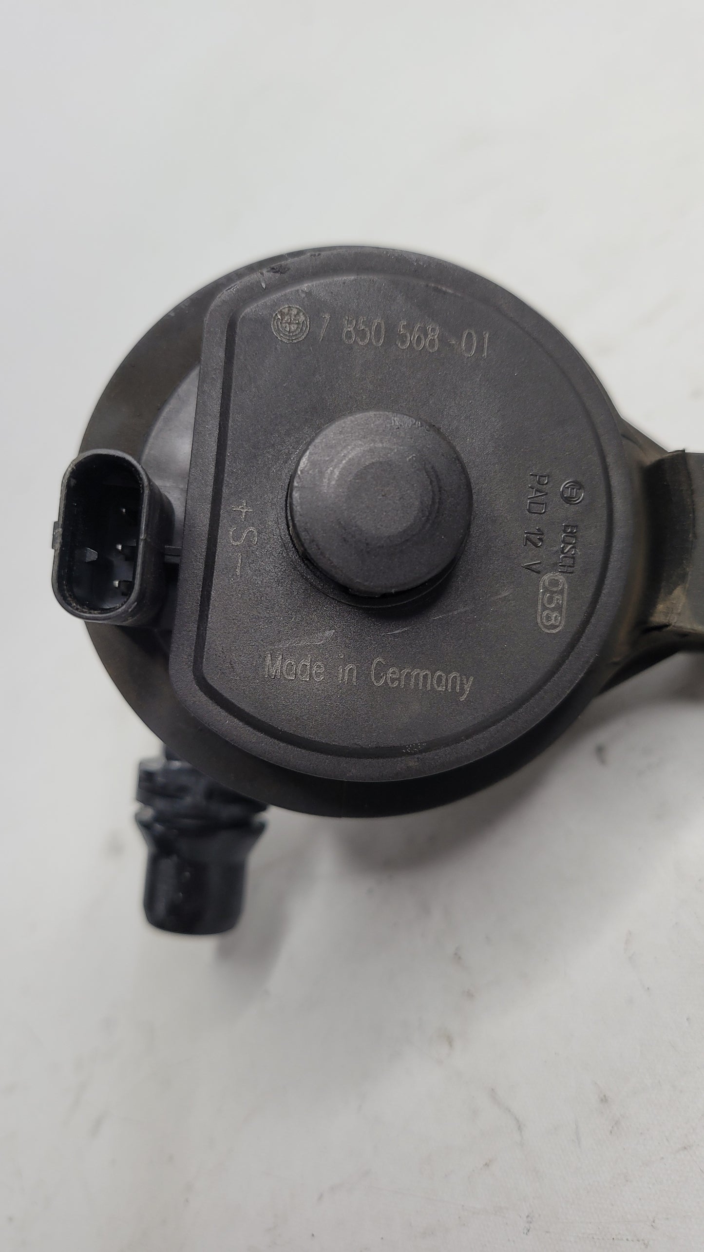 F80 BMW M3 AUXILIARY WATER PUMP 3.0 PETROL 7850568 - MPerformance.parts
