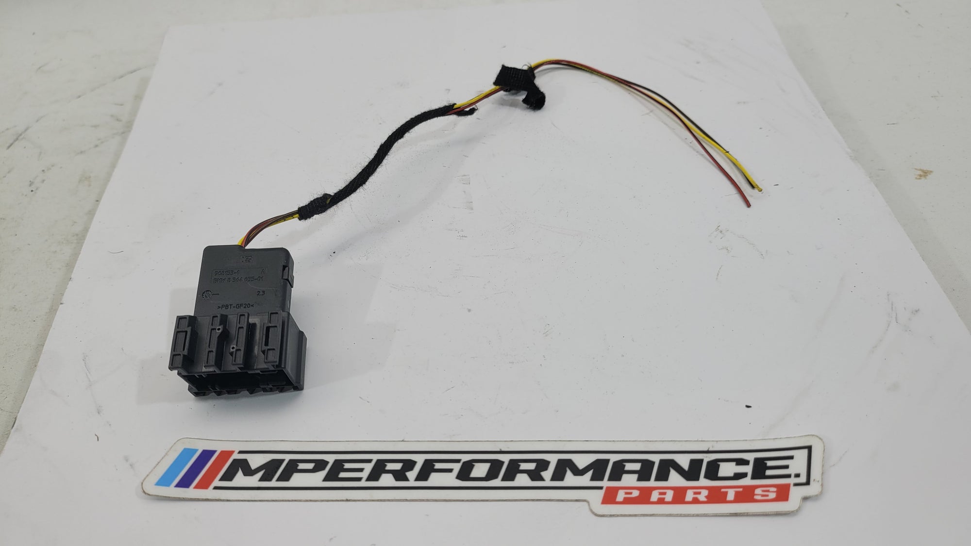 BMW wiring loom harness repair connector plug, part number 8364655, showing the plastic connector with metal pins for BMW vehicles.