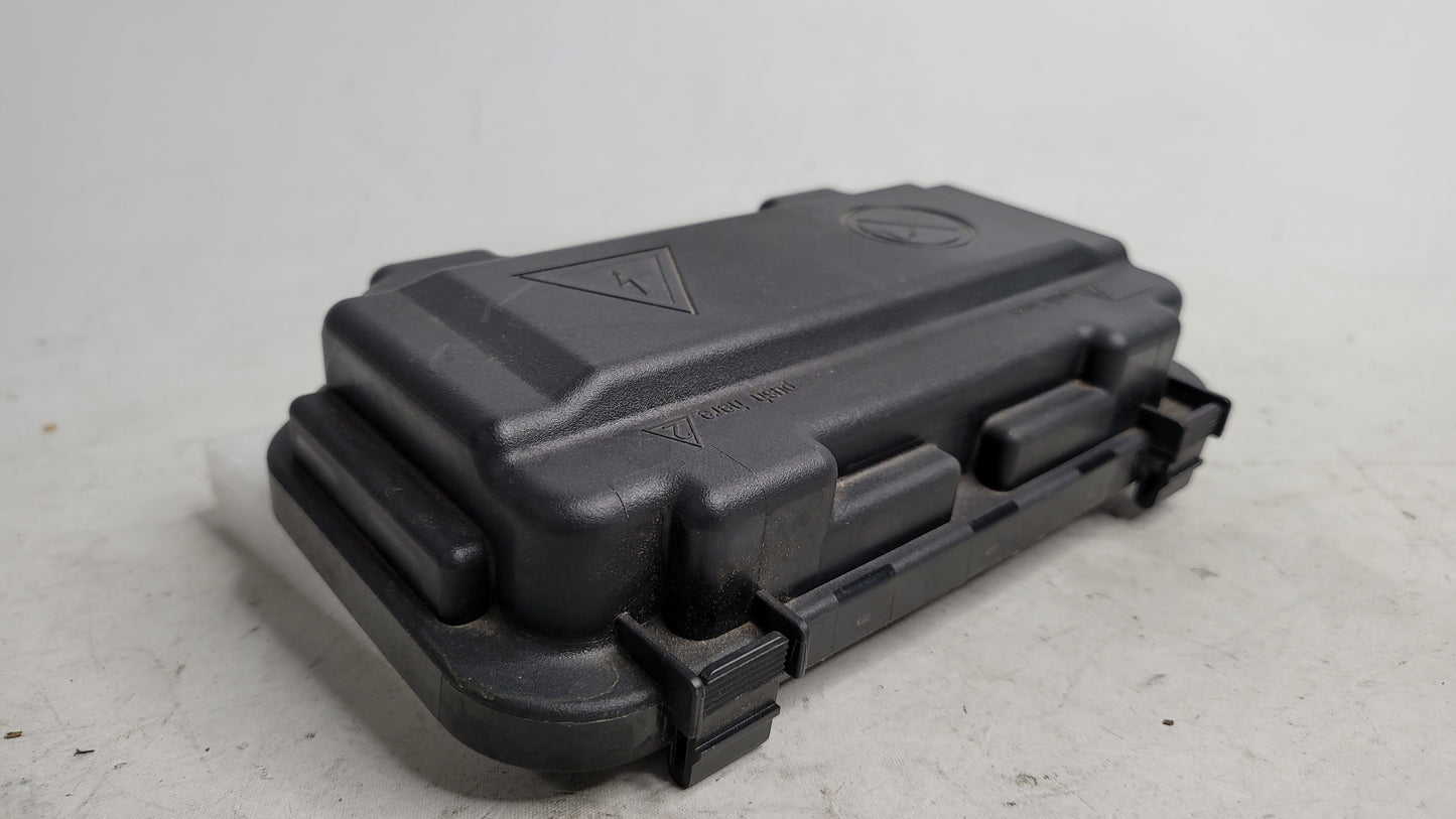 BMW F80 M3 Front Fuse Power Junction Box Cover 9224872