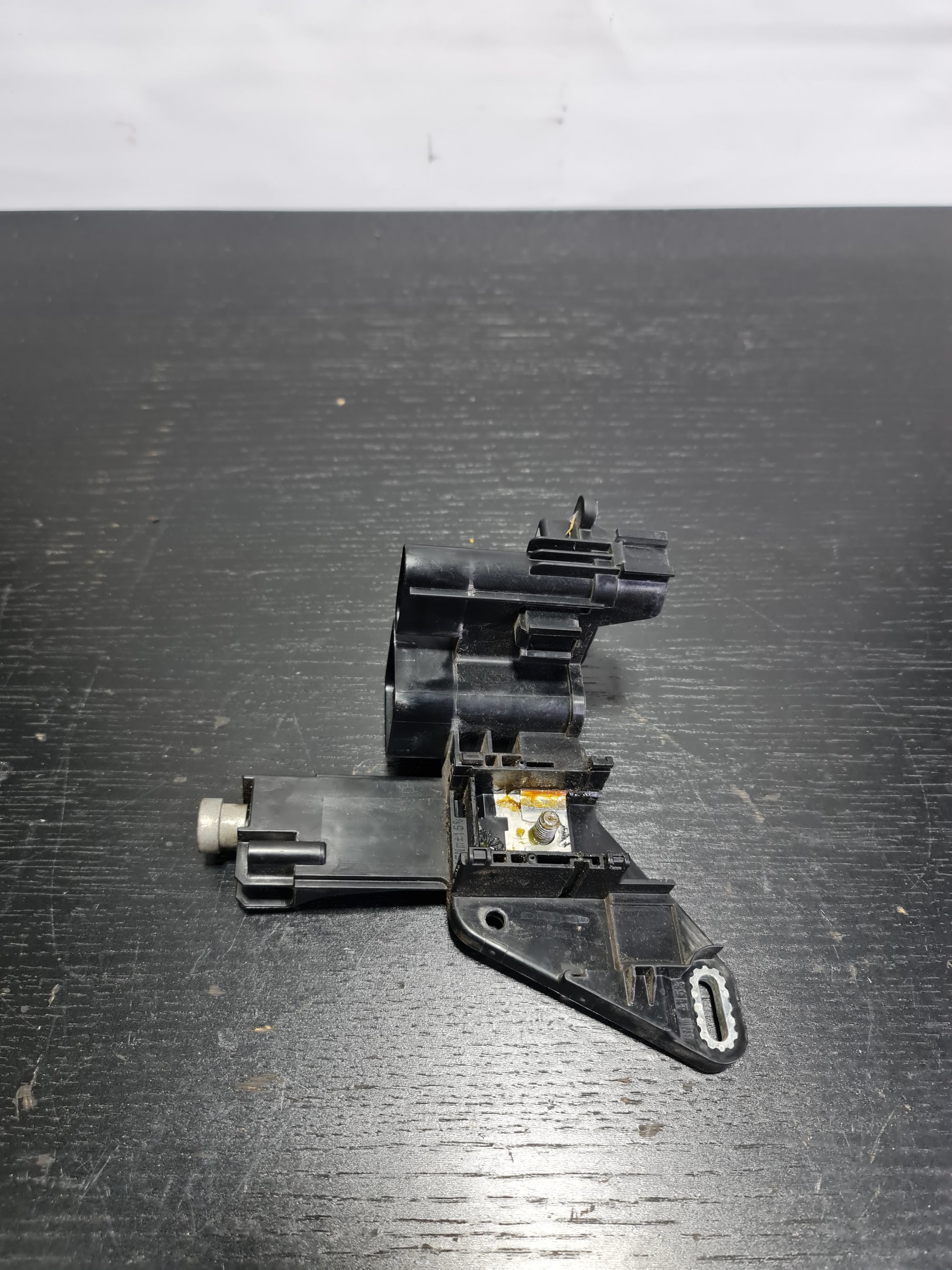 2012-2020 BMW 61-14-9-356-159 BMW 61149356159 Distributor, External Ignition Base 9356159 01 - MPerformance.parts
