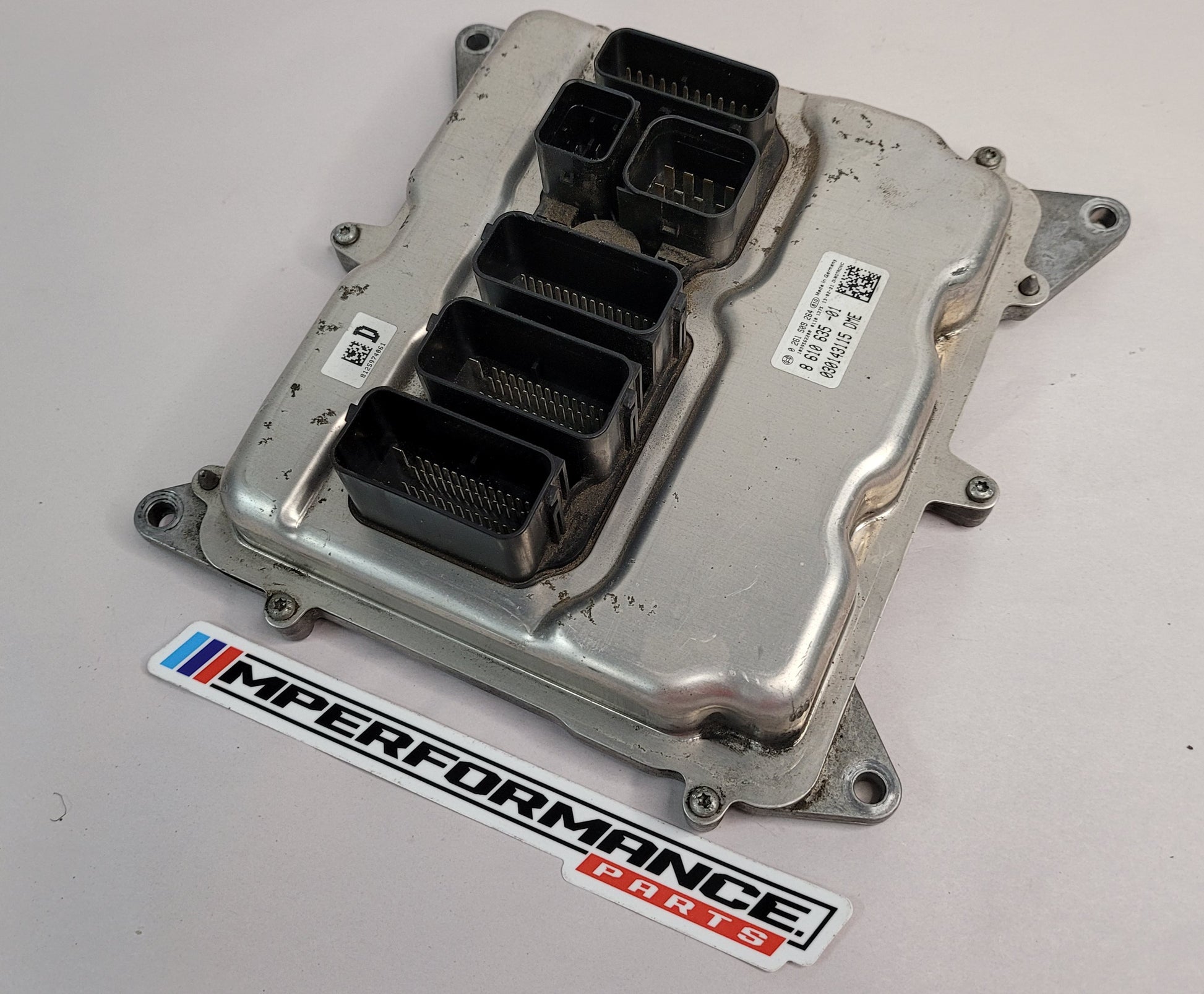 BMW F30 F31 F32 328i 428i N20 Engine Control ECU DME 8639595 - MPerformance.parts
