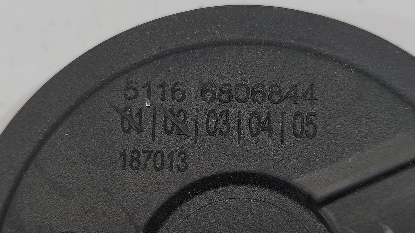 G Series cup holder rubber insert for BMW G80 M3, G42 G20 G21 G22 G23 models, from MPerformance.parts, shown in vehicle interior.