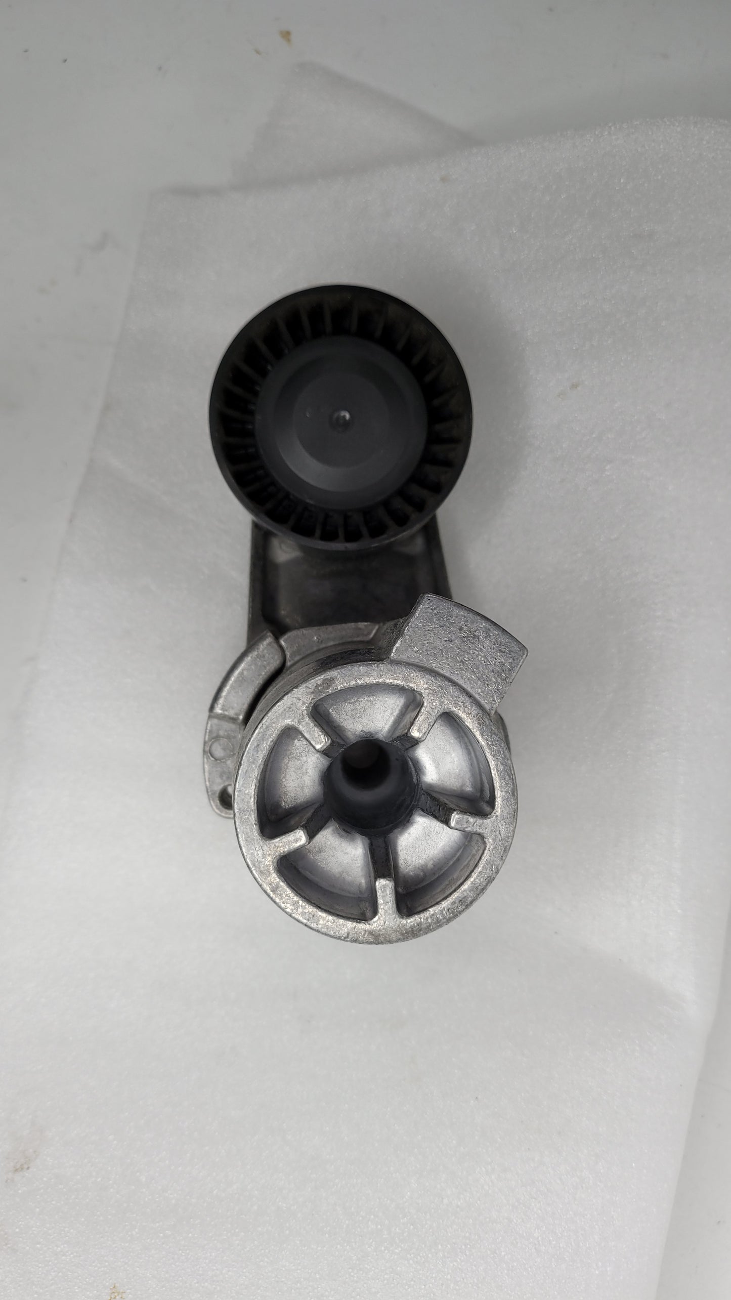 Belt Tension Idle Pulley for BMW 3 4 5 6 7 M2 M3 M4 X3 X4 X5 X6 - 8604266 - MPerformance.parts
