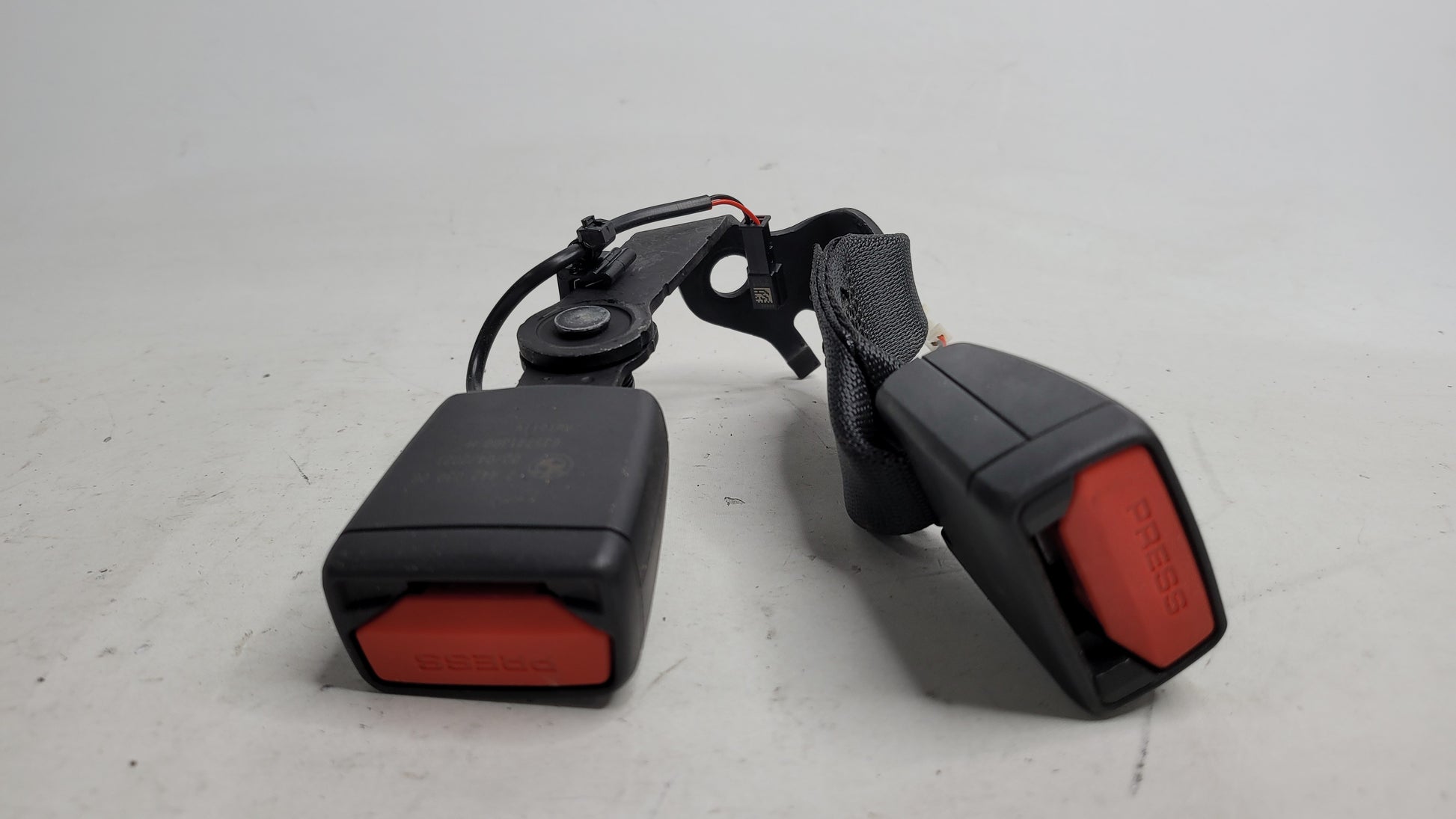 BMW M3 G80 Rear Seat Belt Buckle 7442030 - MPerformance.parts