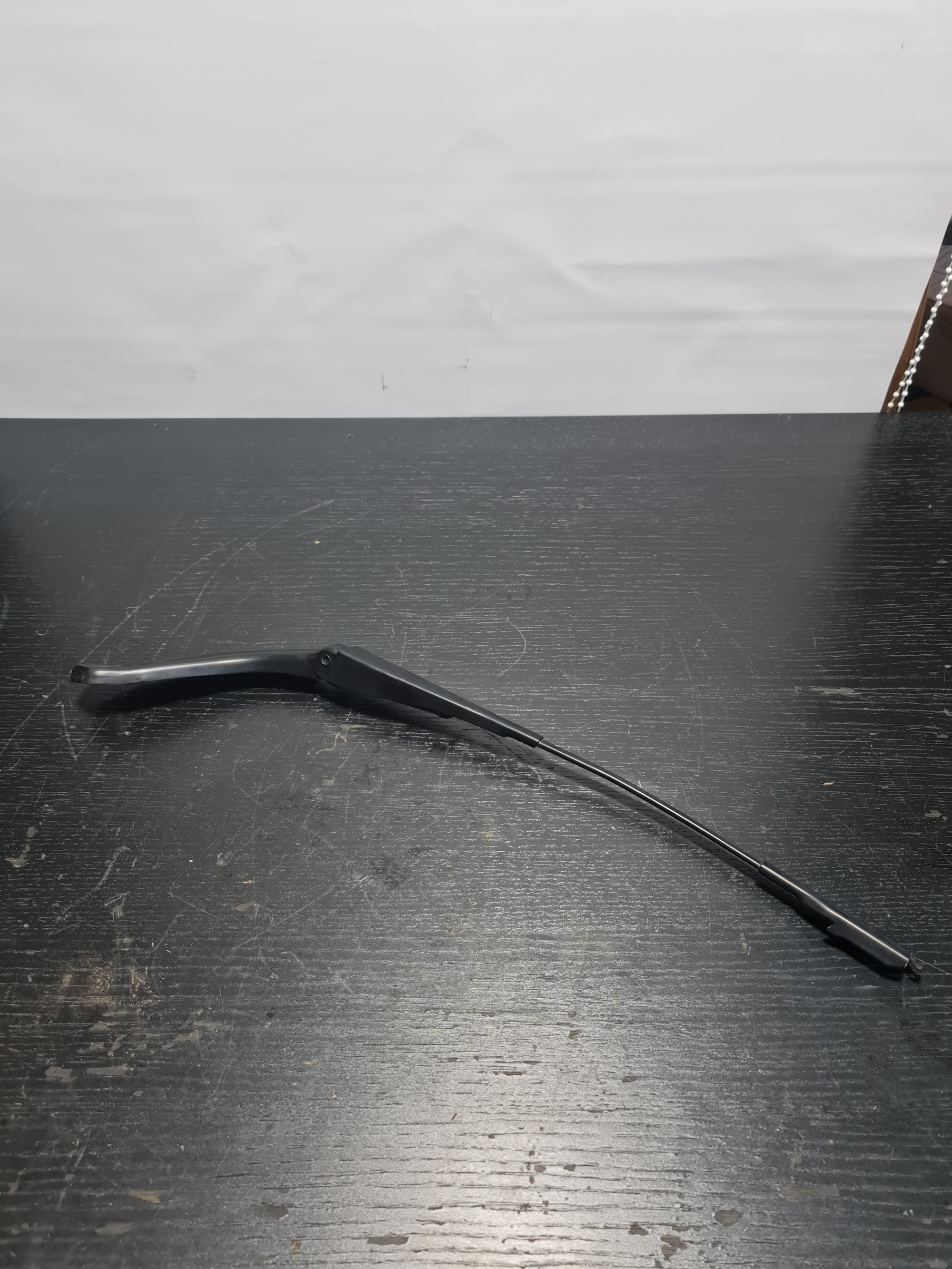 BMW F30 330E 2016-2018 Front Windscreen Wiper Arm W000027229D - MPerformance.parts