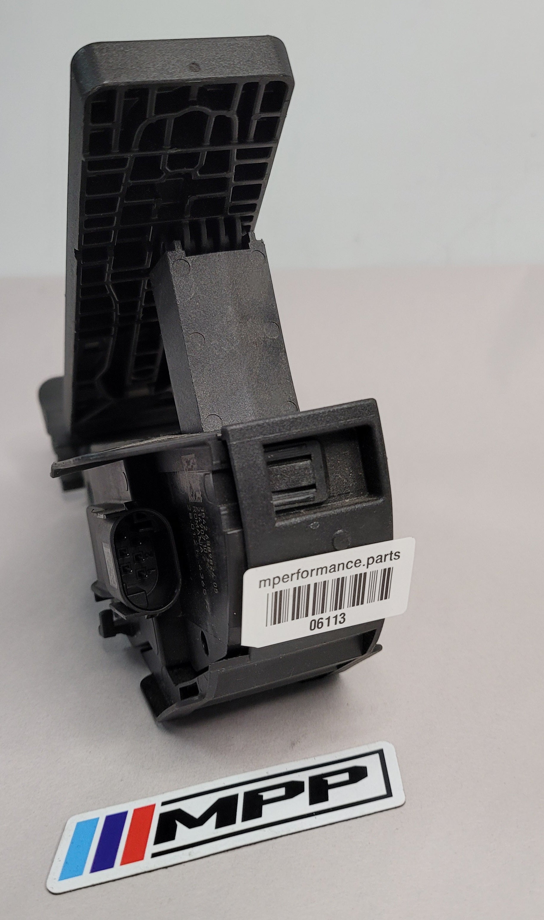 BMW M340i M440i M3 M4 M5 G20 G22 G80 G82 Gas Pedal Aluminum Pedal 6889824 - MPerformance.parts