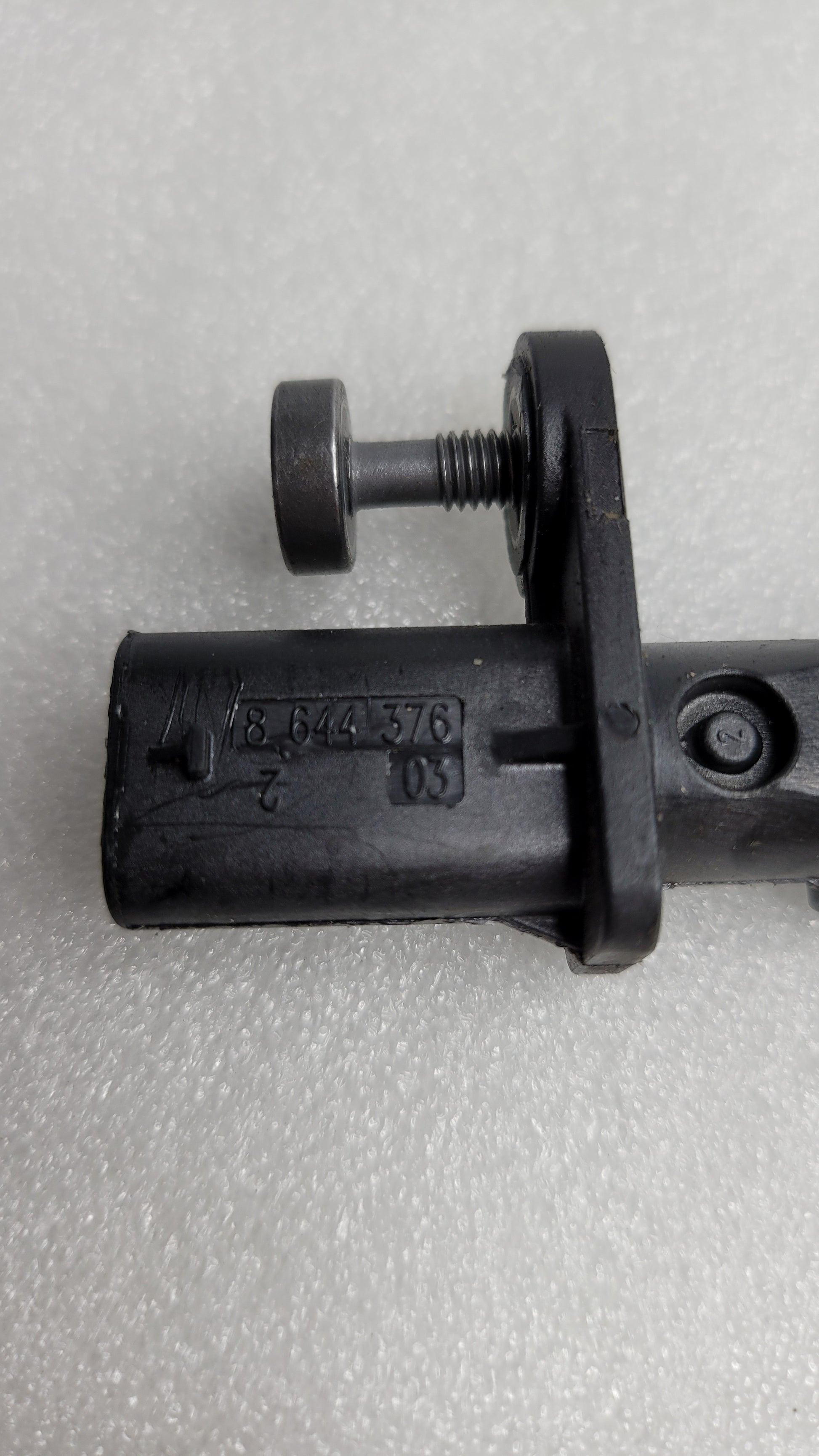 BMW G80 M3 CRANKSHAFT POSITION SENSOR 8644376 - MPerformance.parts