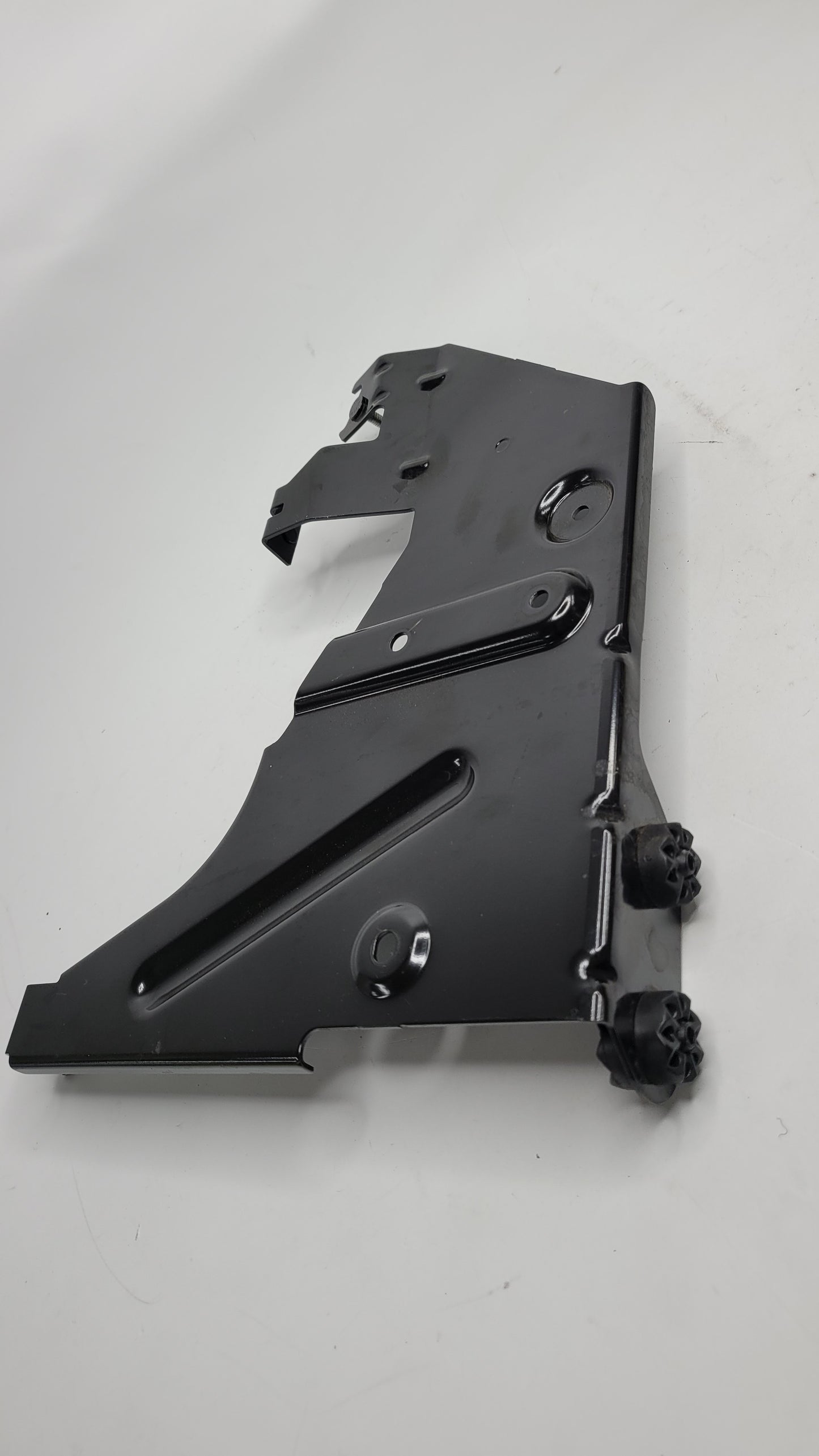 BMW M3 G87 G80 G81 G82 AIR CONDITION CONDENSER BRACKET - 8088926 - MPerformance.parts