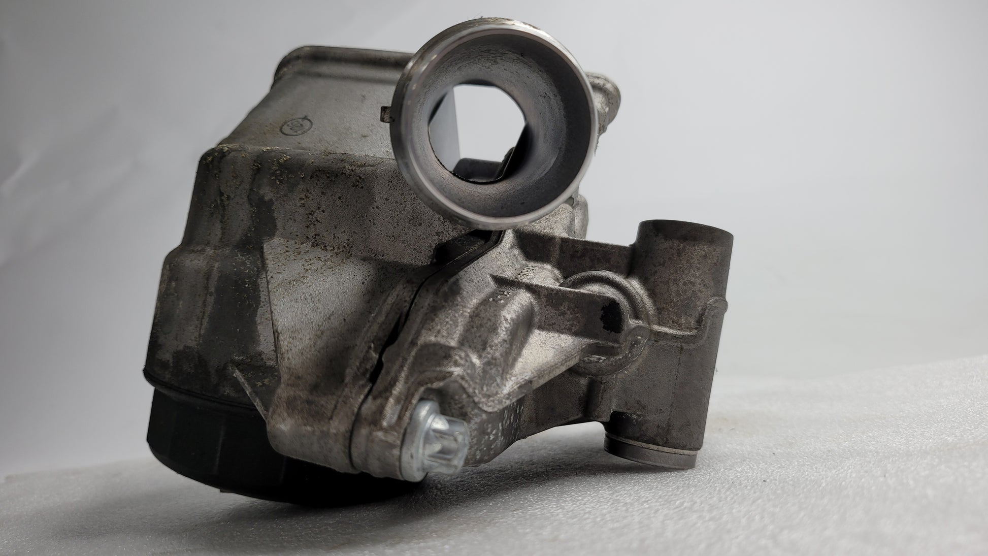 BMW M2 F87 M3 F80 M4 F82 F83 thermostat oil housing oil housing 7850293 - MPerformance.parts