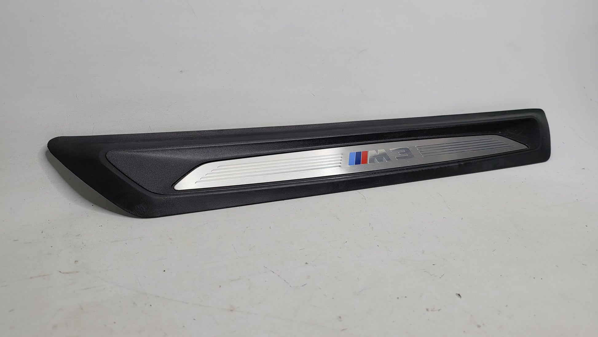 2015-2018 BMW M3 51-47-8-055-779 BMW 51478055779 Front Entrance Cover 8055779 04 - MPerformance.parts