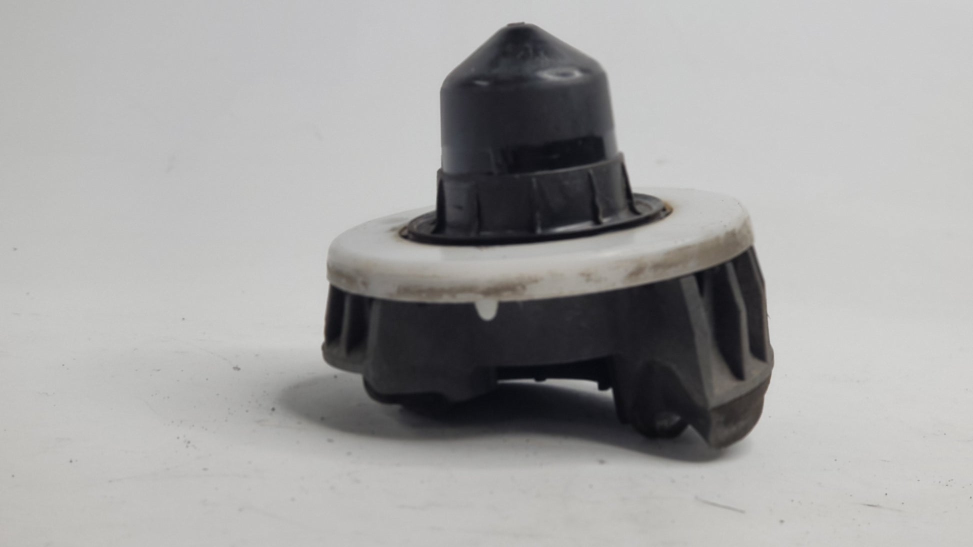 BMW G80 M3 - REAR Upper Spring Rubber Mount 6875395 - MPerformance.parts