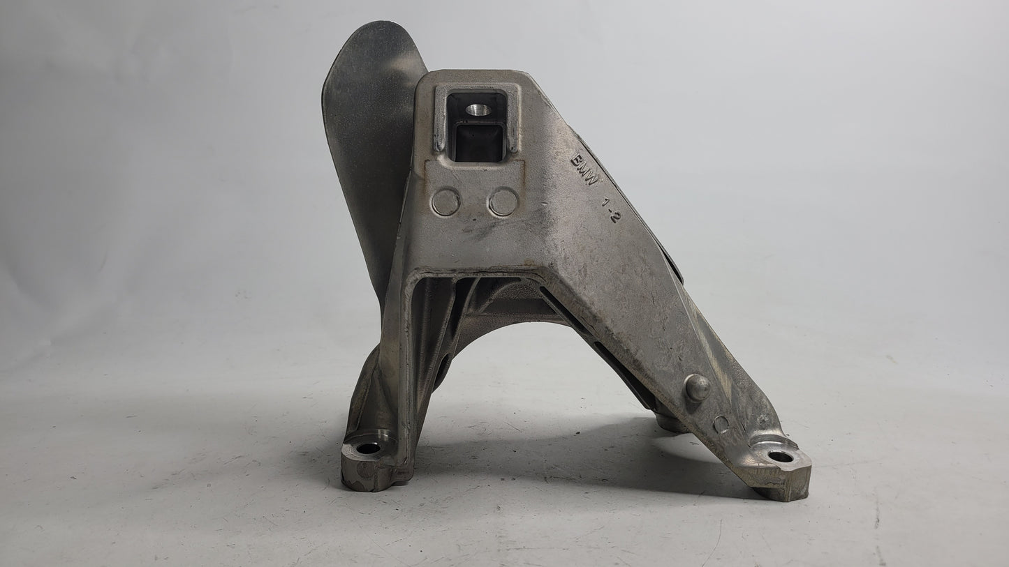 BMW M3 M4 G80 G82 G83 ENGINE SUPPORT BRACKET RIGHT SIDE 8053542 - MPerformance.parts