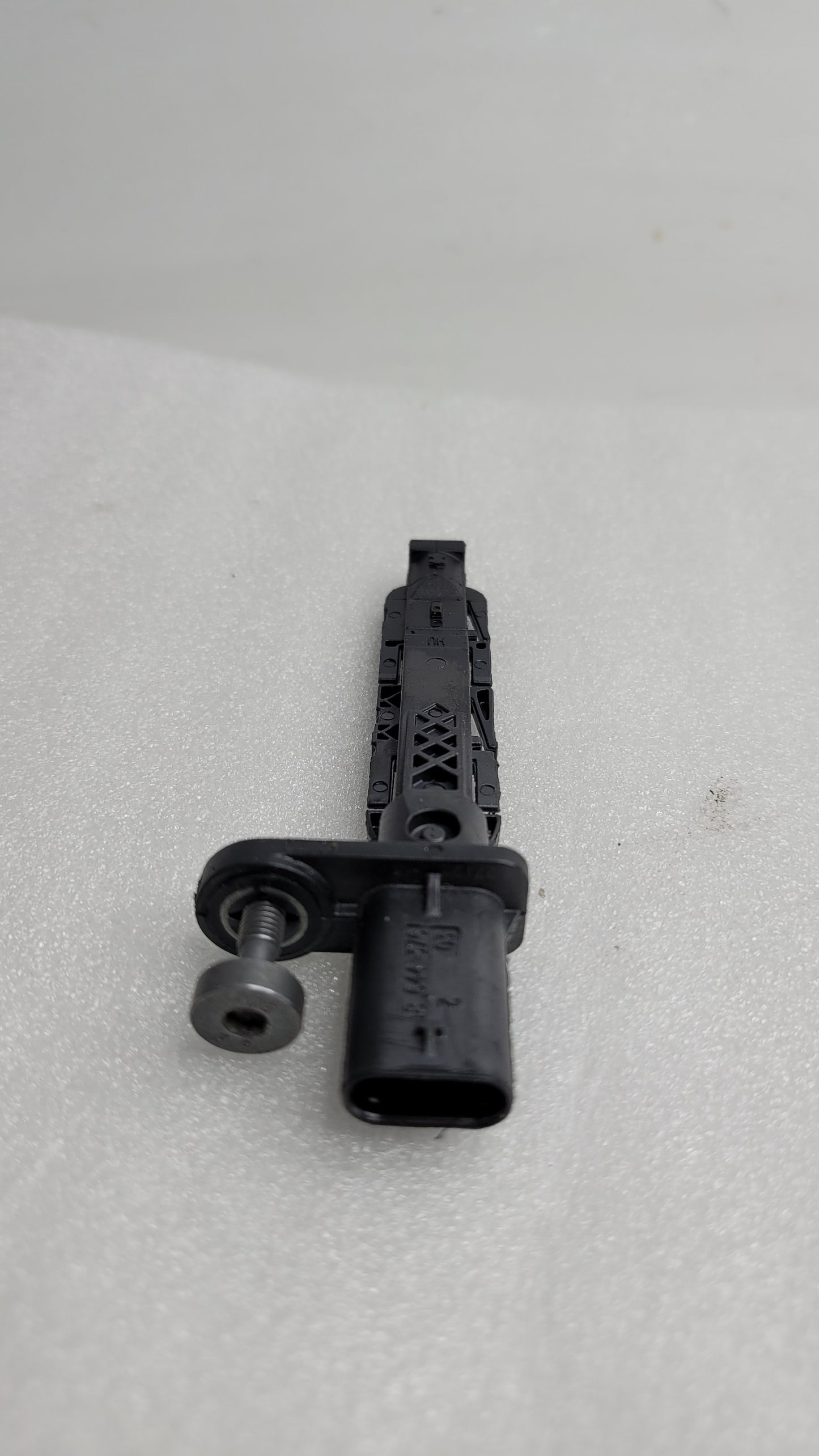 BMW G80 M3 CRANKSHAFT POSITION SENSOR 8644376 - MPerformance.parts