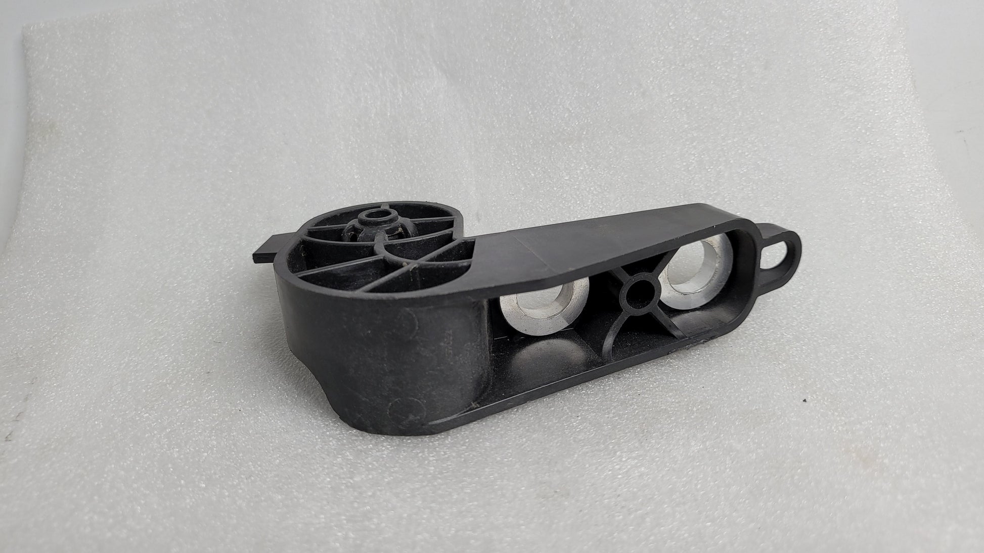 BMW M3 G80 Right Air Duct Bracket 7457052 - MPerformance.parts