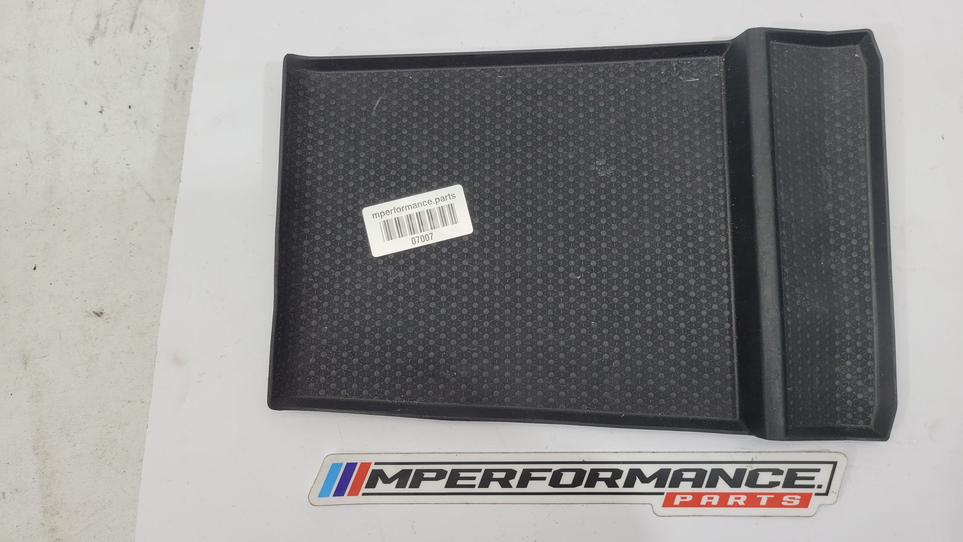 07007 - 5116 6806851 - 584507 13 - 106038721c - MPerformance.parts