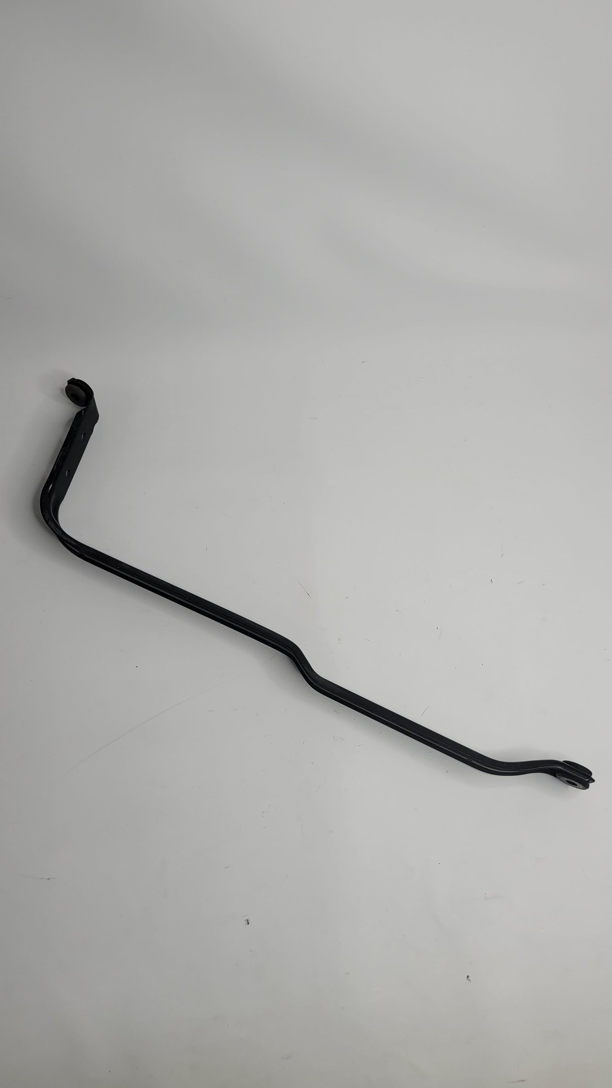 7260945 - BMW F Series Tank Tension Mount Bracket Fuel tank - MPerformance.parts