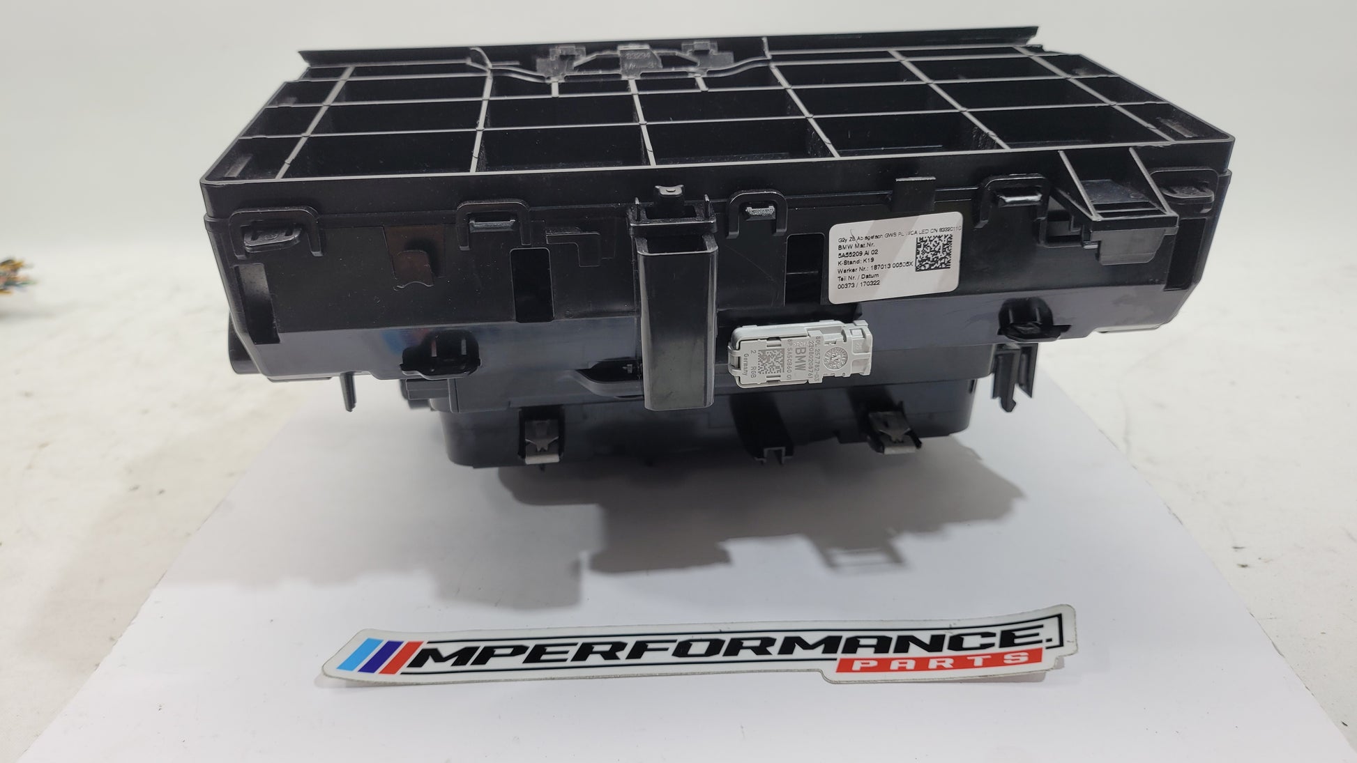 06997 - 5a55209 - 83320110 - 18701300505x - 22080208761 - 8p5a5cb6001 - MPerformance.parts