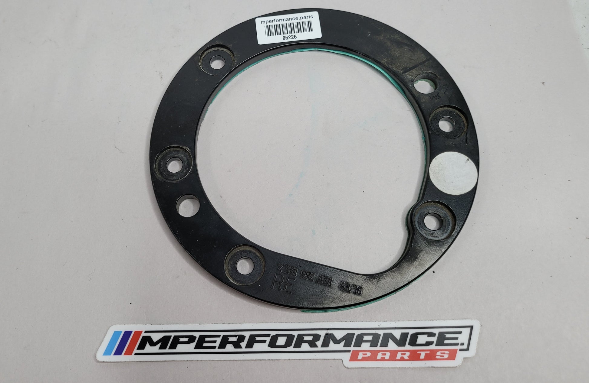 BMW M3 F80 LEFT RIGHT SHOCK MOUNT PLATE SUPPORT SET 2361992 - MPerformance.parts