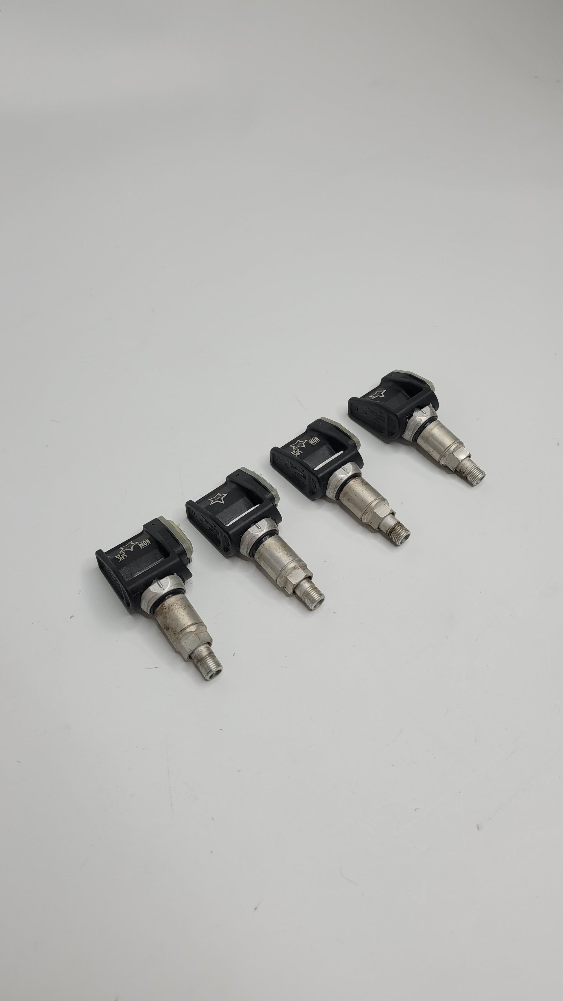 BMW SET of 4 TPMS Tire Pressure Monitor Sensor x4 - 6887140-03 - MPerformance.parts
