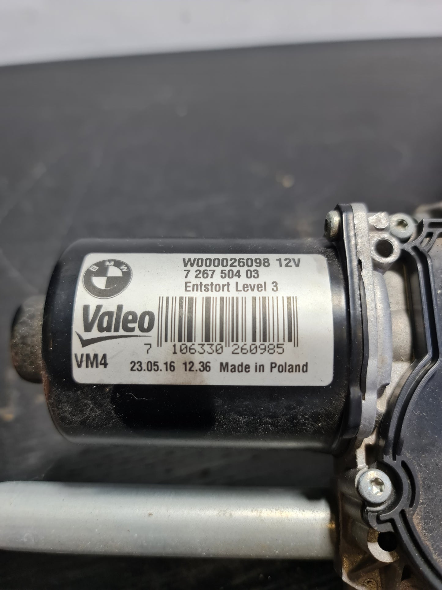 BMW F30 Front Windscreen Windshield Wiper Motor Valeo W000026098 7267504 7260489 61617260489