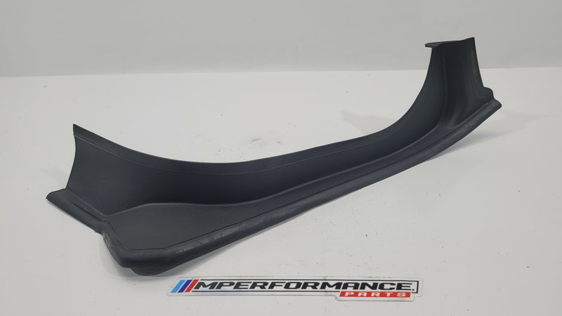 G82 M4 rear tailgate right side drip rail trim in black, showing close-up of the BMW MPerformance.parts accessory.