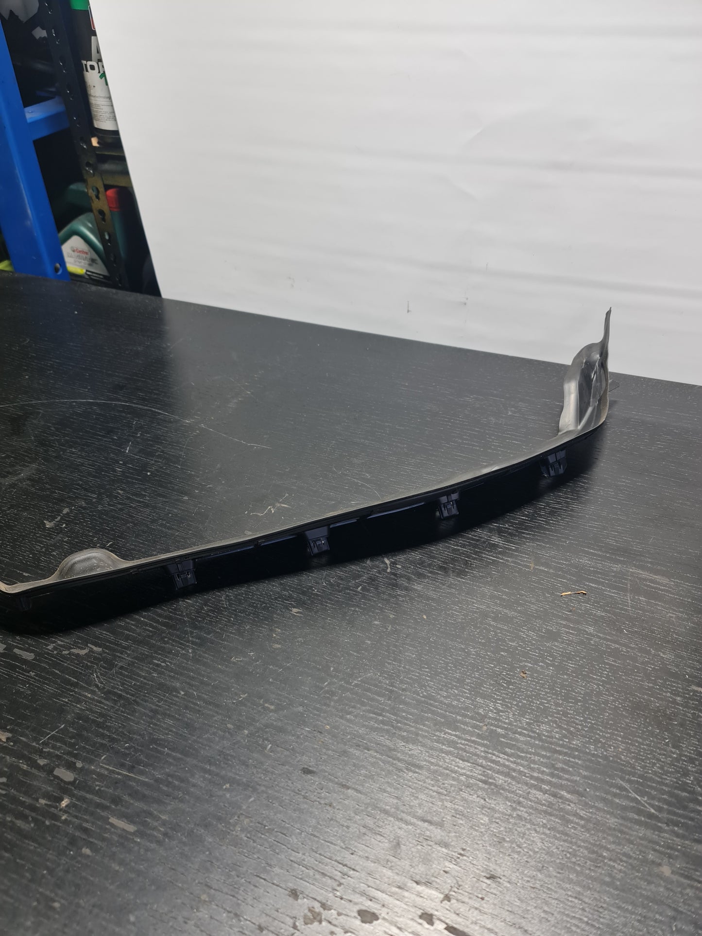 BMW M3 Competition G80 RH Right Side Fender Frame Seal Trim - 7433820