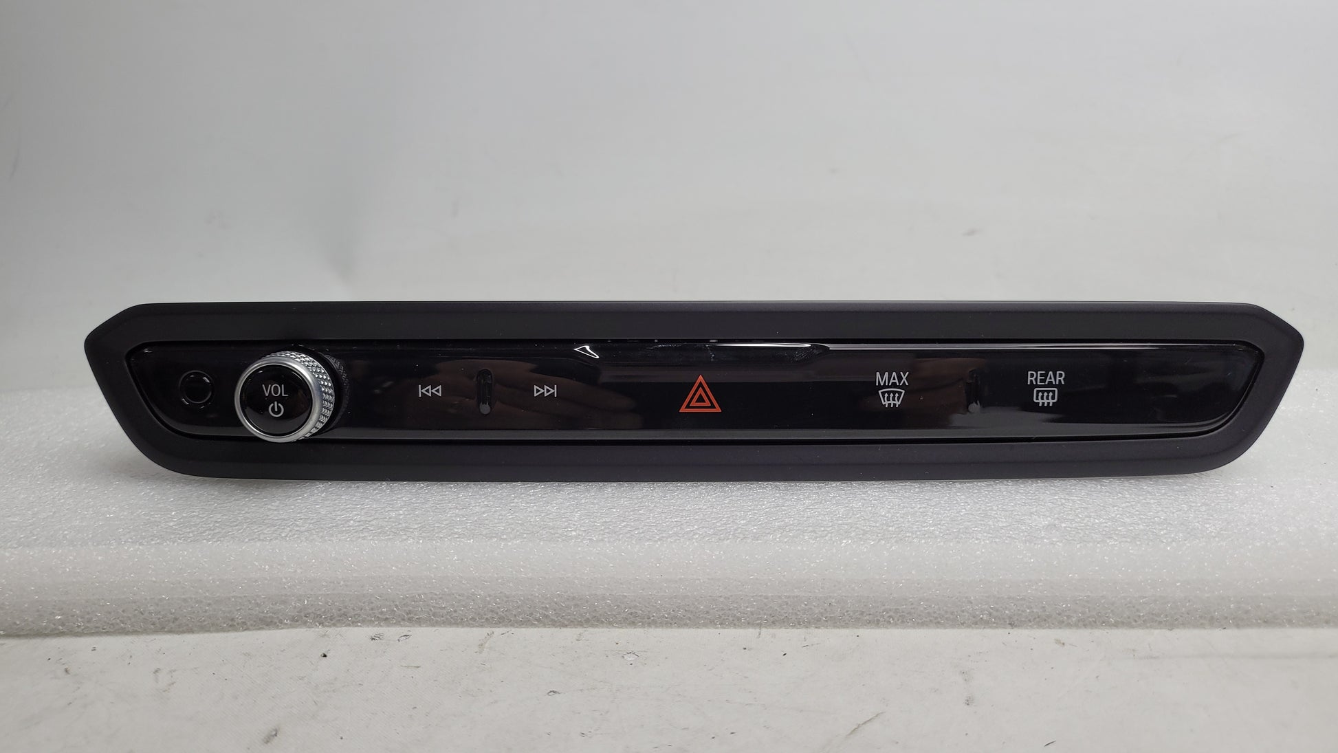 BMW G80 M3 FRONT RADIO AUDIO AC HEATER CLIMATE CONTROL PANEL 5A63F19 - MPerformance.parts