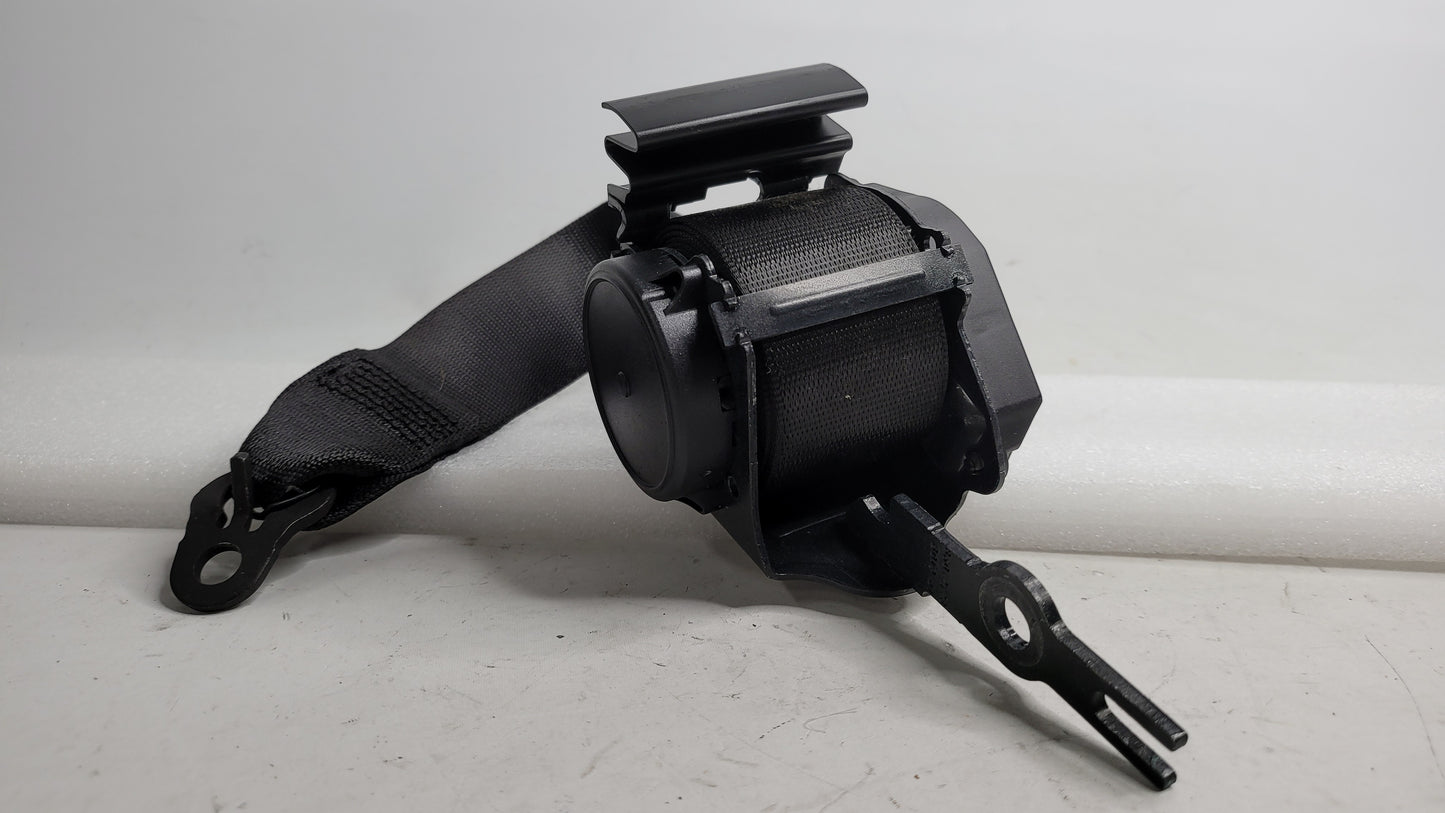 BMW M3 F80 SERIES SEAT BELT REAR RIGHT SIDE 619185300E - MPerformance.parts