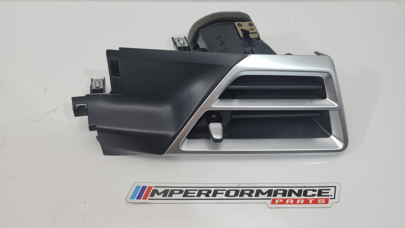 BMW 3 4 Series LCI M3 M4 G80 G82 G20 G21 G22 right dashboard trim air vent by MPerformance.parts showing vent and trim details