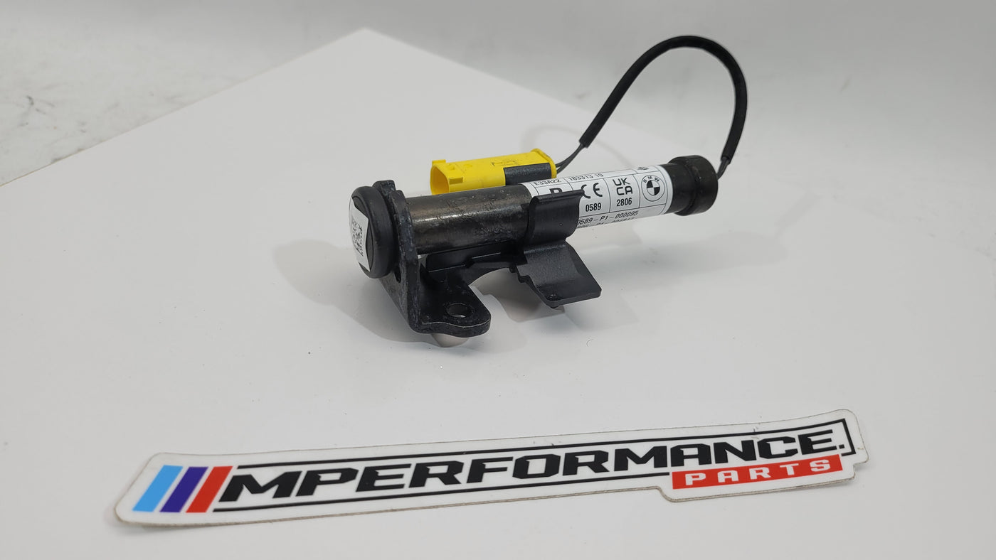 07019 - e33a22 - 183313 10 - 7449430 10 - MPerformance.parts